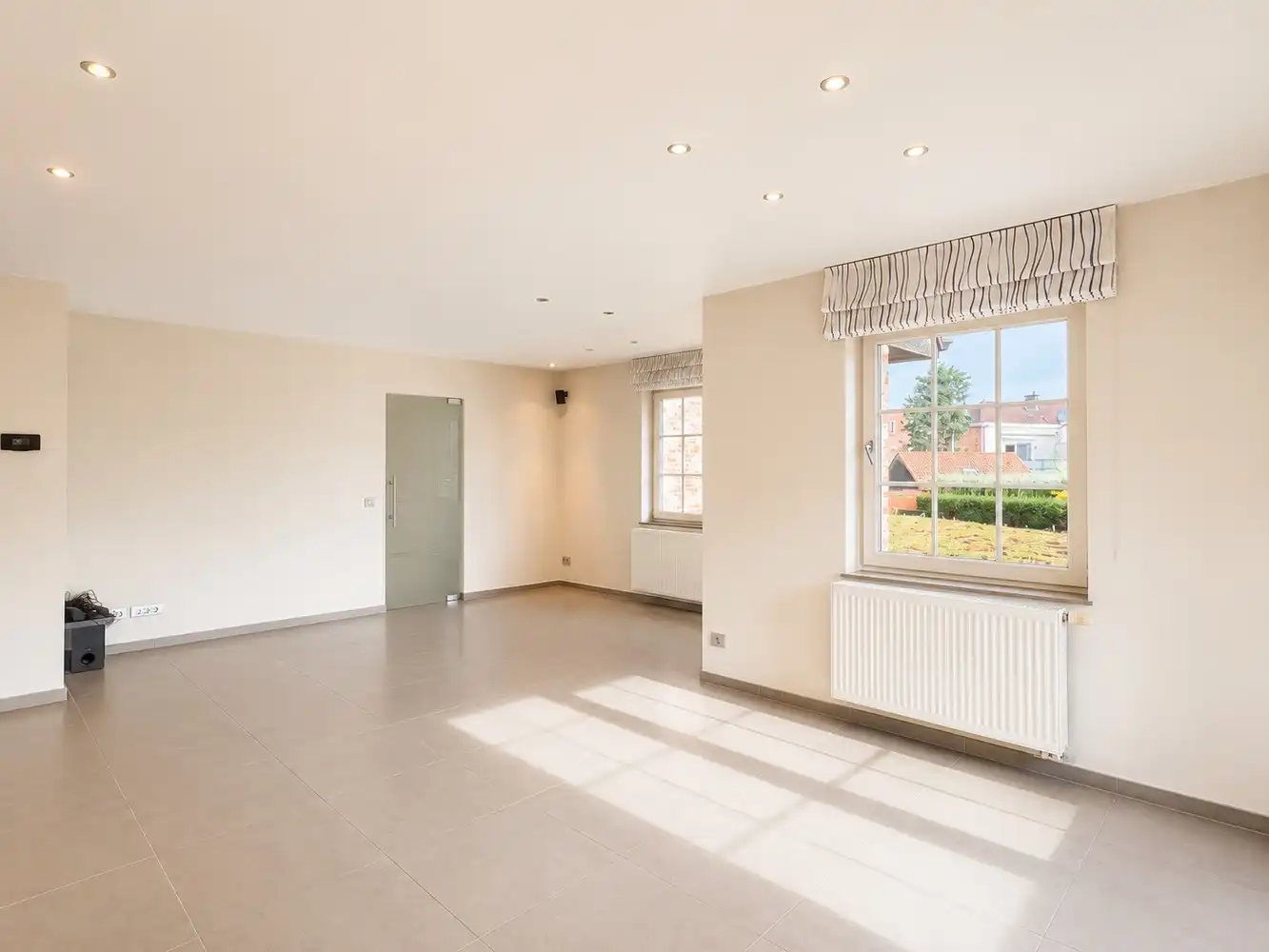 Sfeervol, ruim en zonnig villa-appartement gelegen op wandelafstand van het centrum van Melle. foto 2