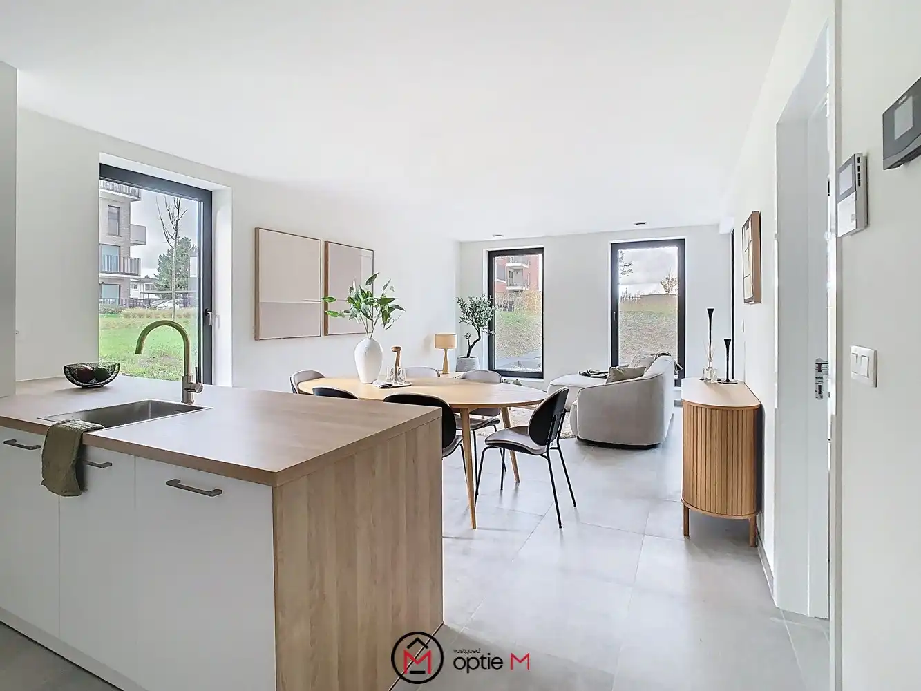 Lichtrijk 2-slaapkamerappartement in Tongeren te koop foto 3