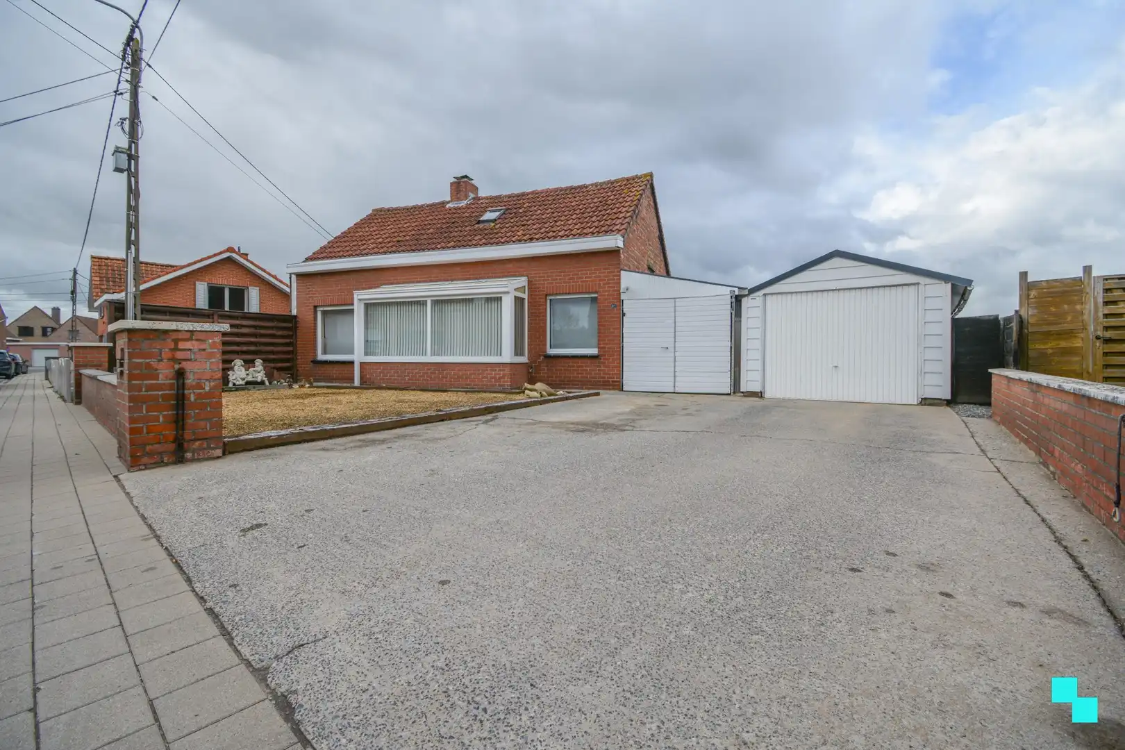 Goed onderhouden, te renoveren woning te Houthulst foto 28