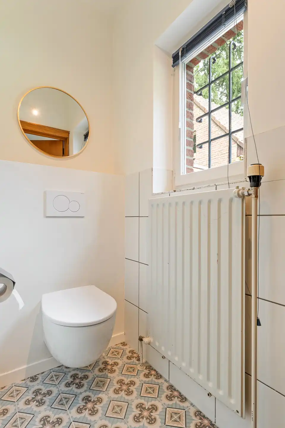 Ruime villa in bosrijke omgeving op een perceel van ca. 3.320m² met zwembad foto 19