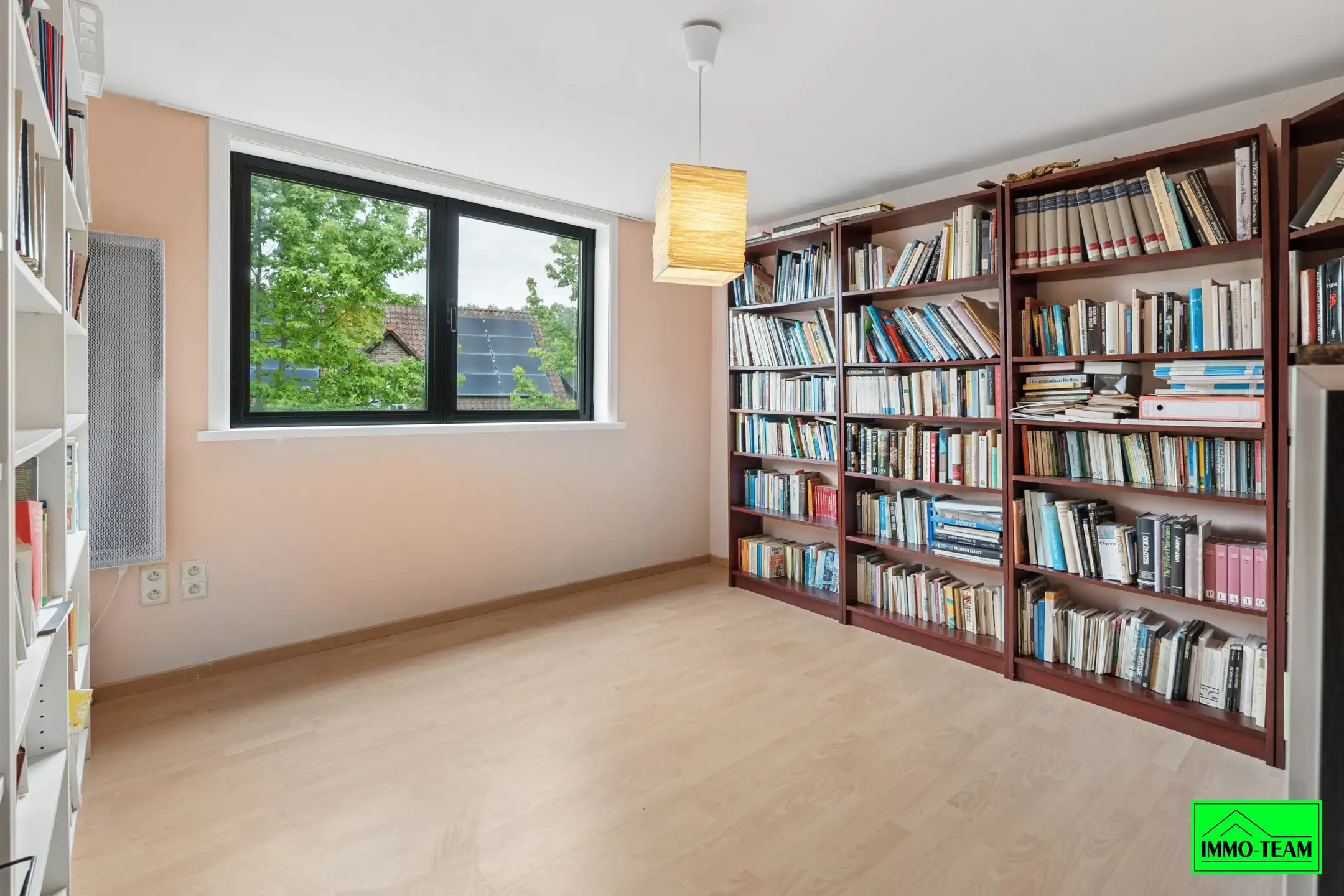 Karaktervolle villa in rustige, kindvriendelijke woonwijk foto 13