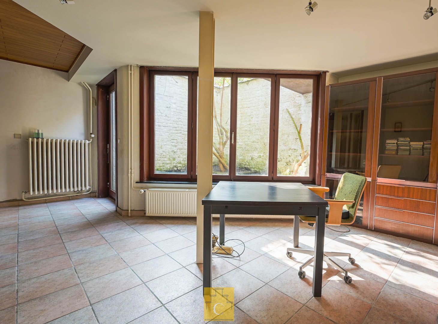 herenwoning met inpandige garage en 2 patio's, unieke combinatie van rust, ruimte en locatie in het historische hart van Brugge foto 29