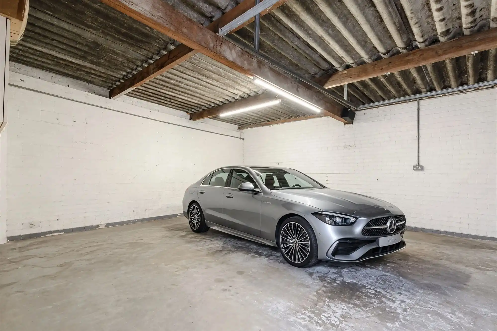 instapklare 3 gevelhuis op 945 m² met 6 slpks en 4 garages foto 32