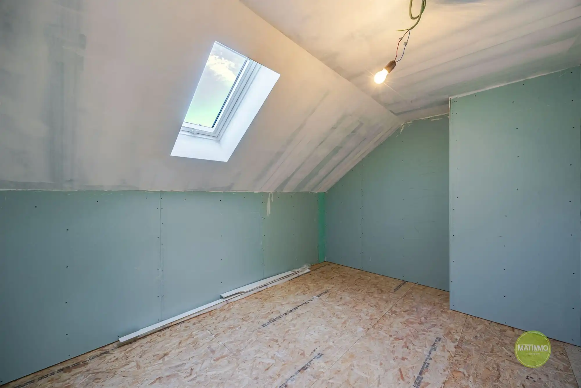 Vrijstaande woning met 4 slaapkamers te Mol  foto 20