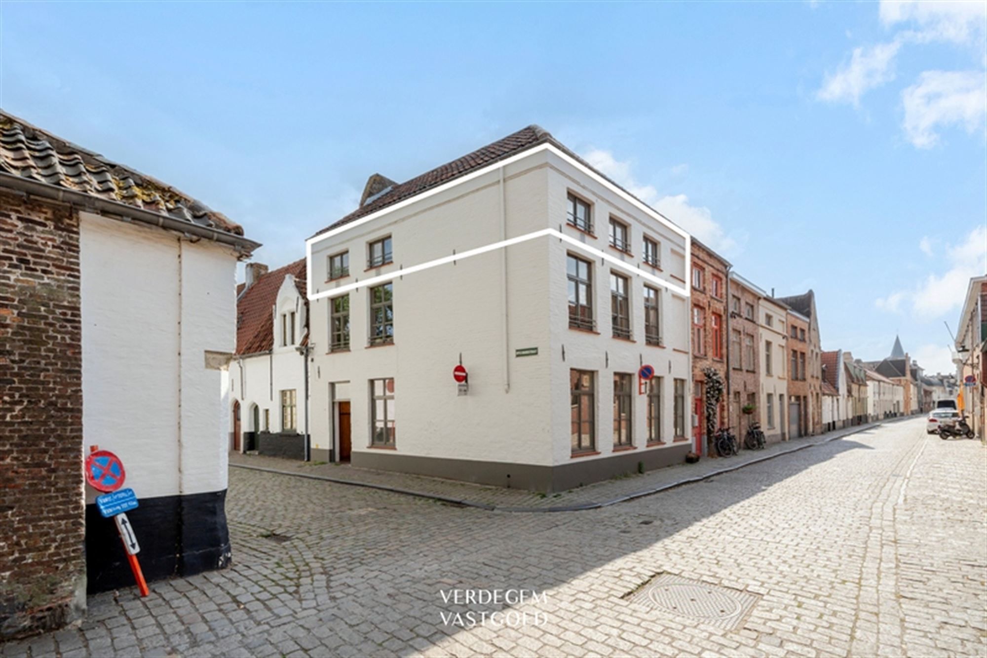 Pied-à-terre of als investering, appartement met 1 slaapkamer in hartje Brugge foto 10