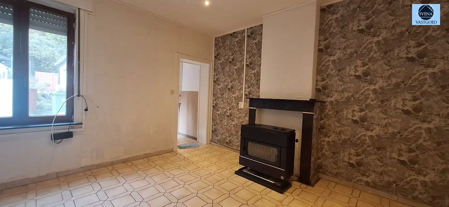 OP TE FRISSEN WONING MET 2 KAMERS foto 3
