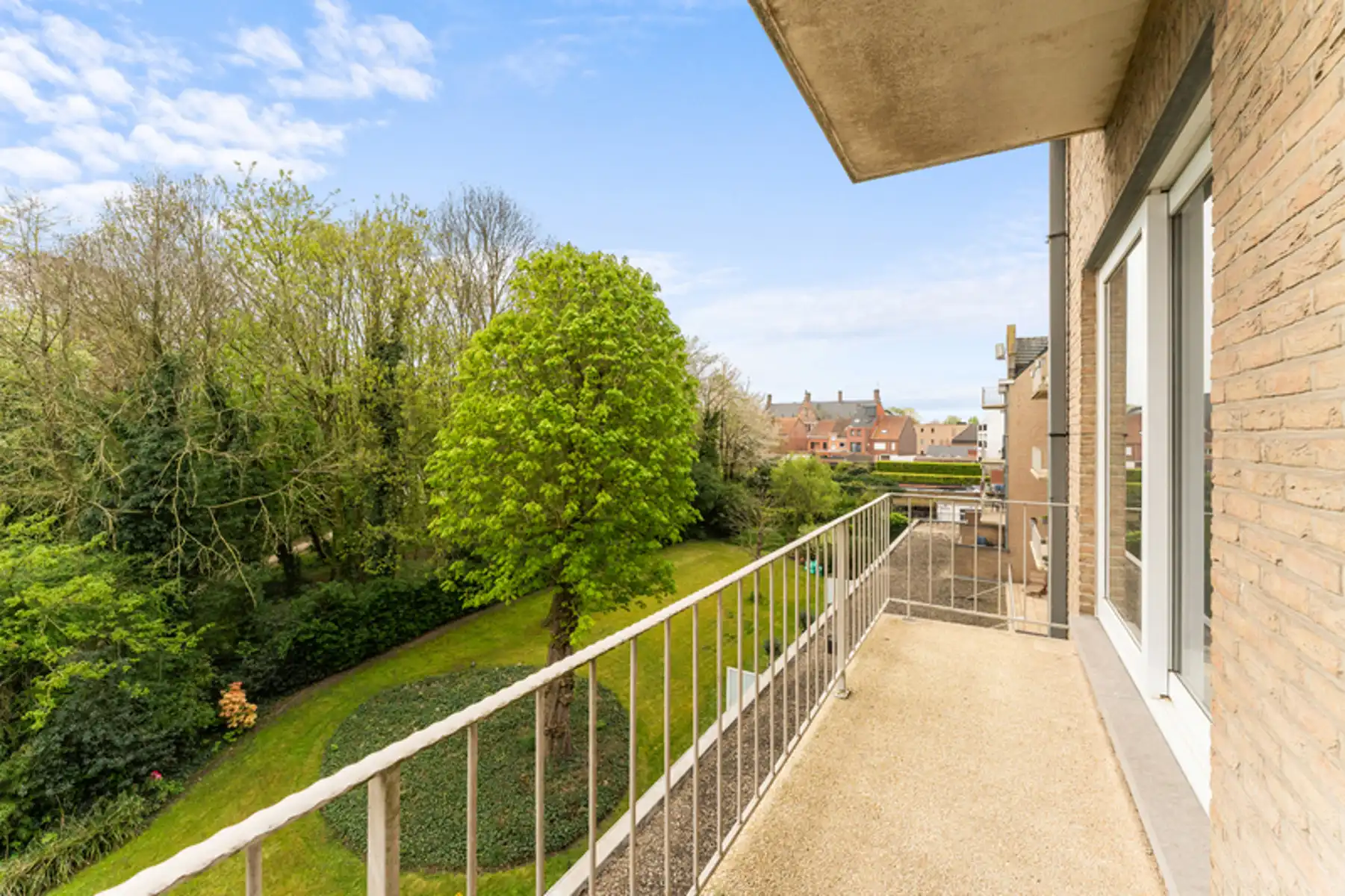 Appartement met zicht op het stadspark foto 2