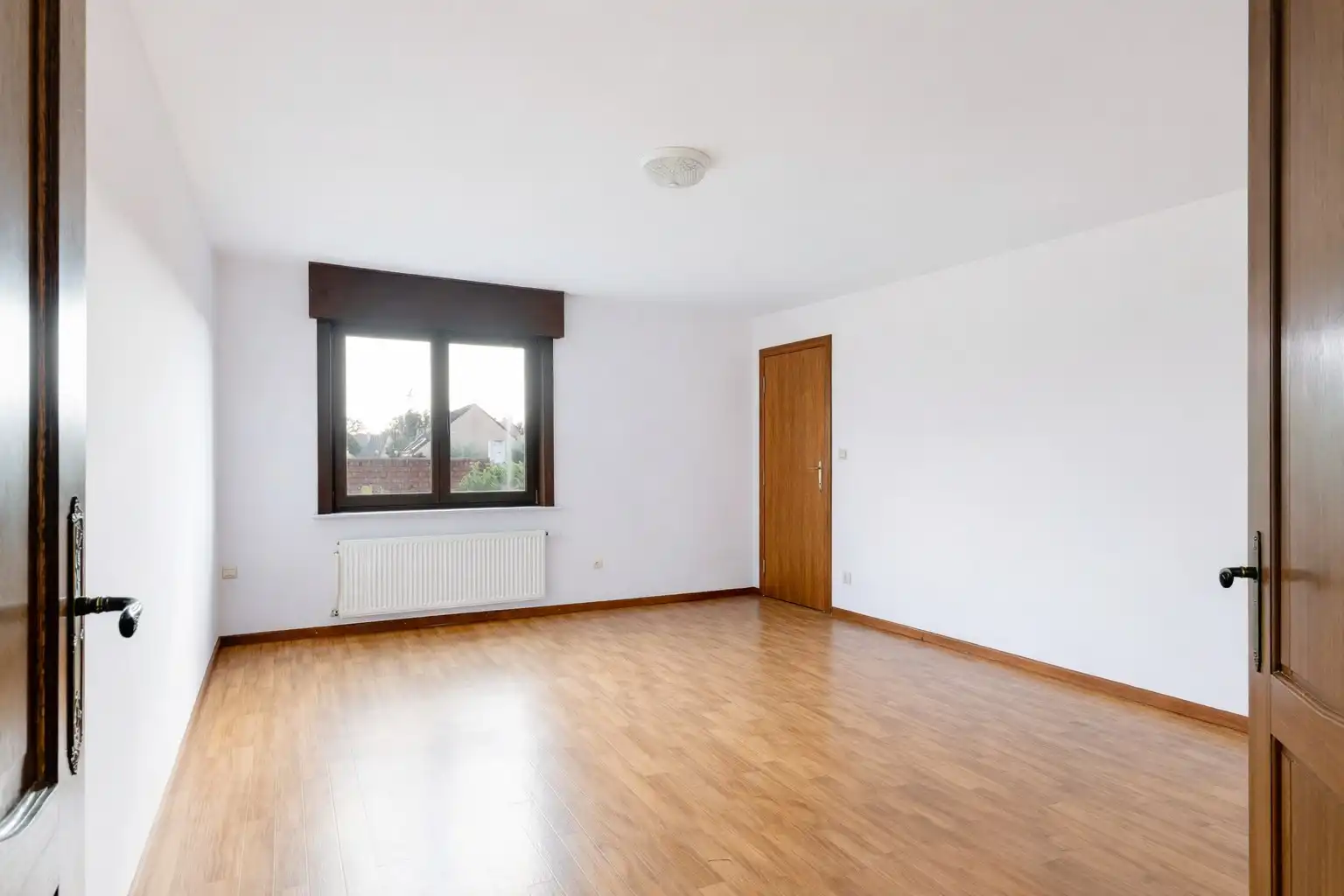 Grote alleenstaande villa te Dudzele foto 19