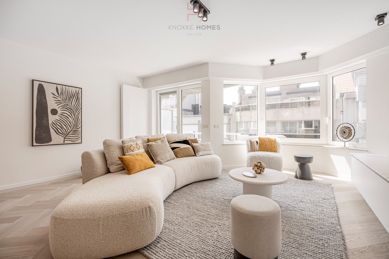 Volledig gerenoveerd, lichtrijk appartement met zijdelings zeezicht nabij het Driehoeksplein foto 3