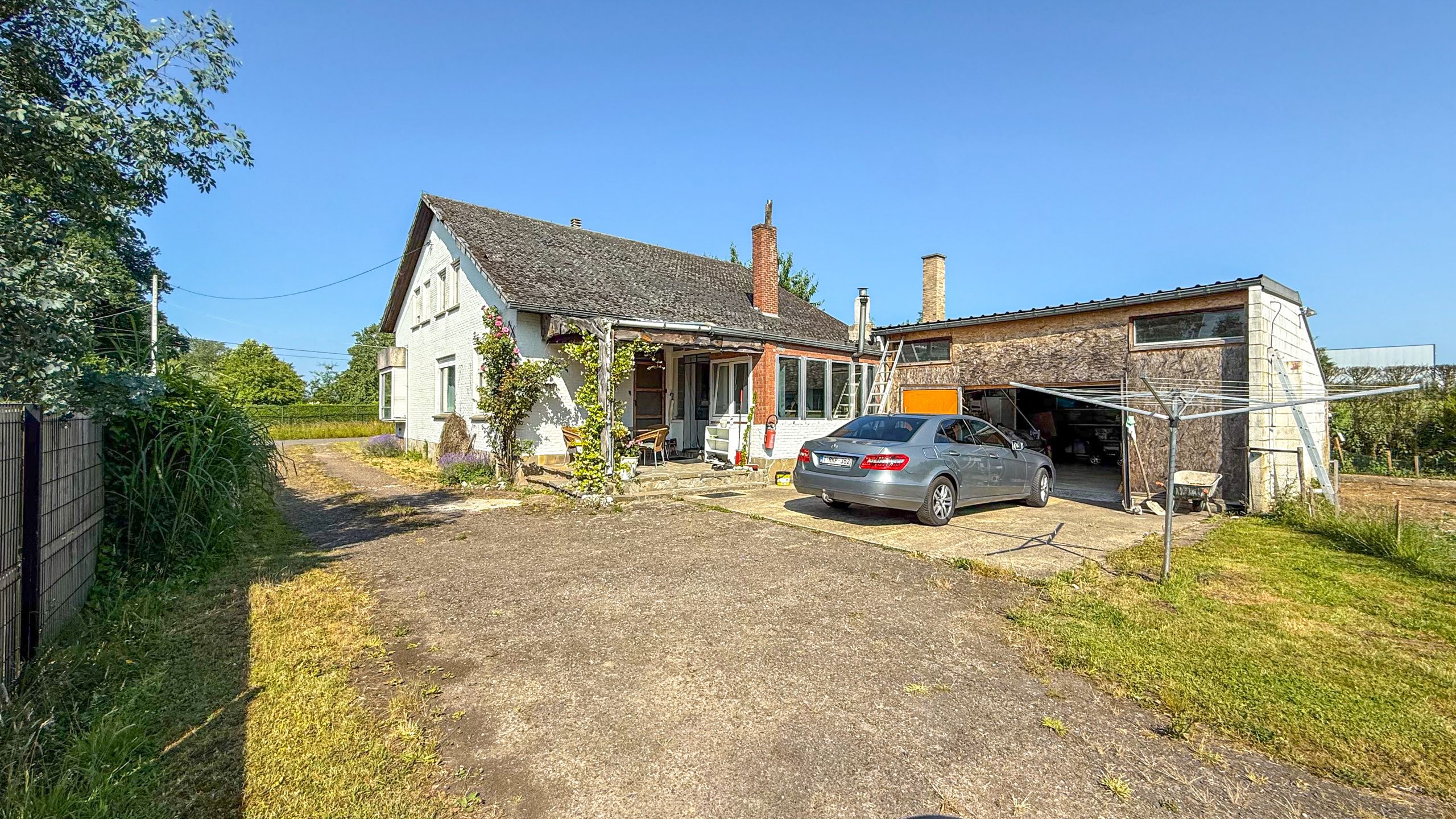 Vrijstaande woning met hangar en groot stuk grond-13.000m²! foto 31