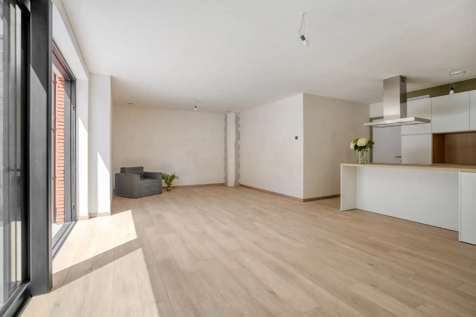 LOOP EENS BINNEN OP VRIJDAG 10 APRIL: RUIME NIEUWBOUWWONING - 6% BTW foto 5