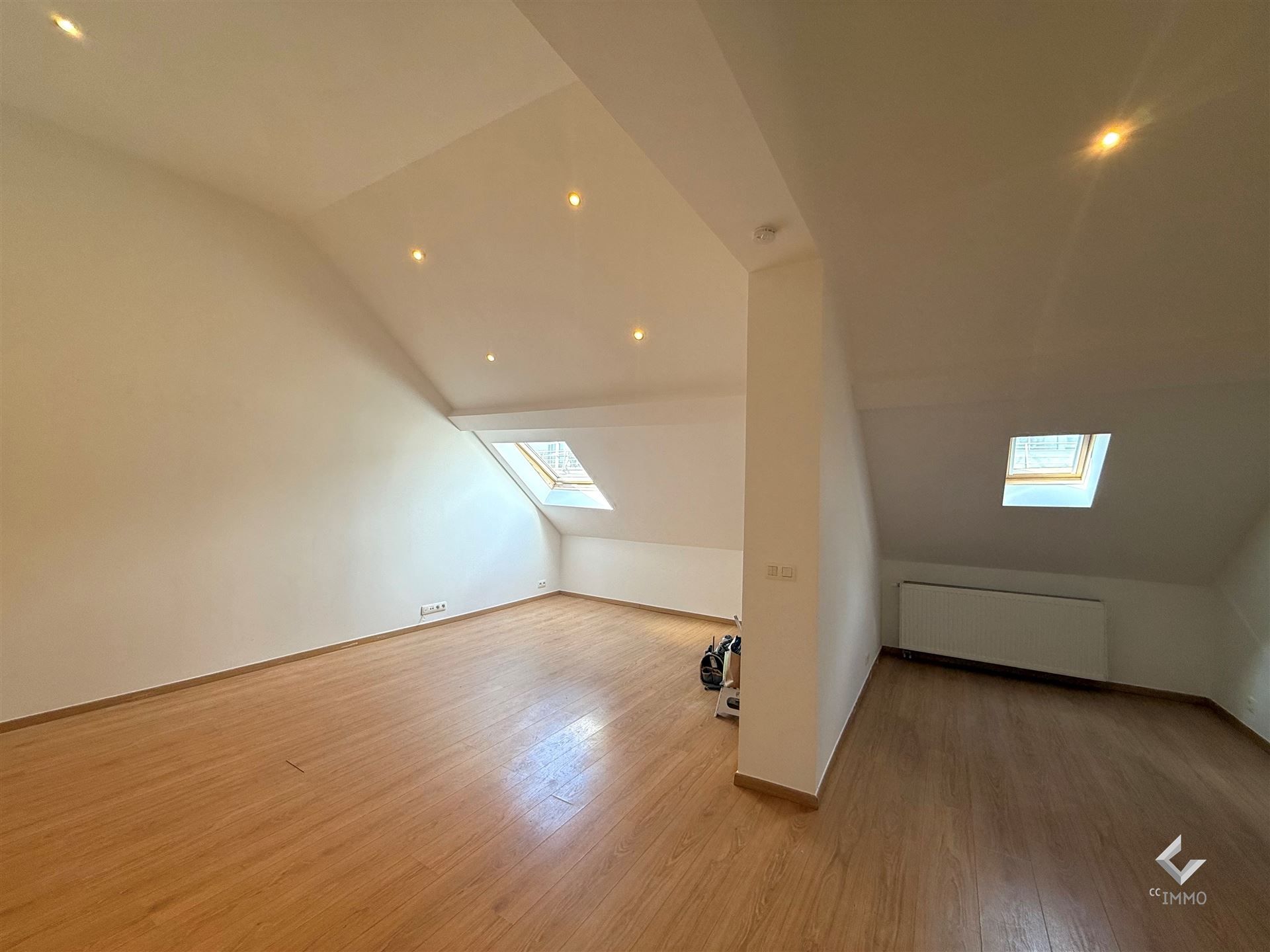 Charmant dakappartement ca. 90m² met 2 slaapkamers! foto 2