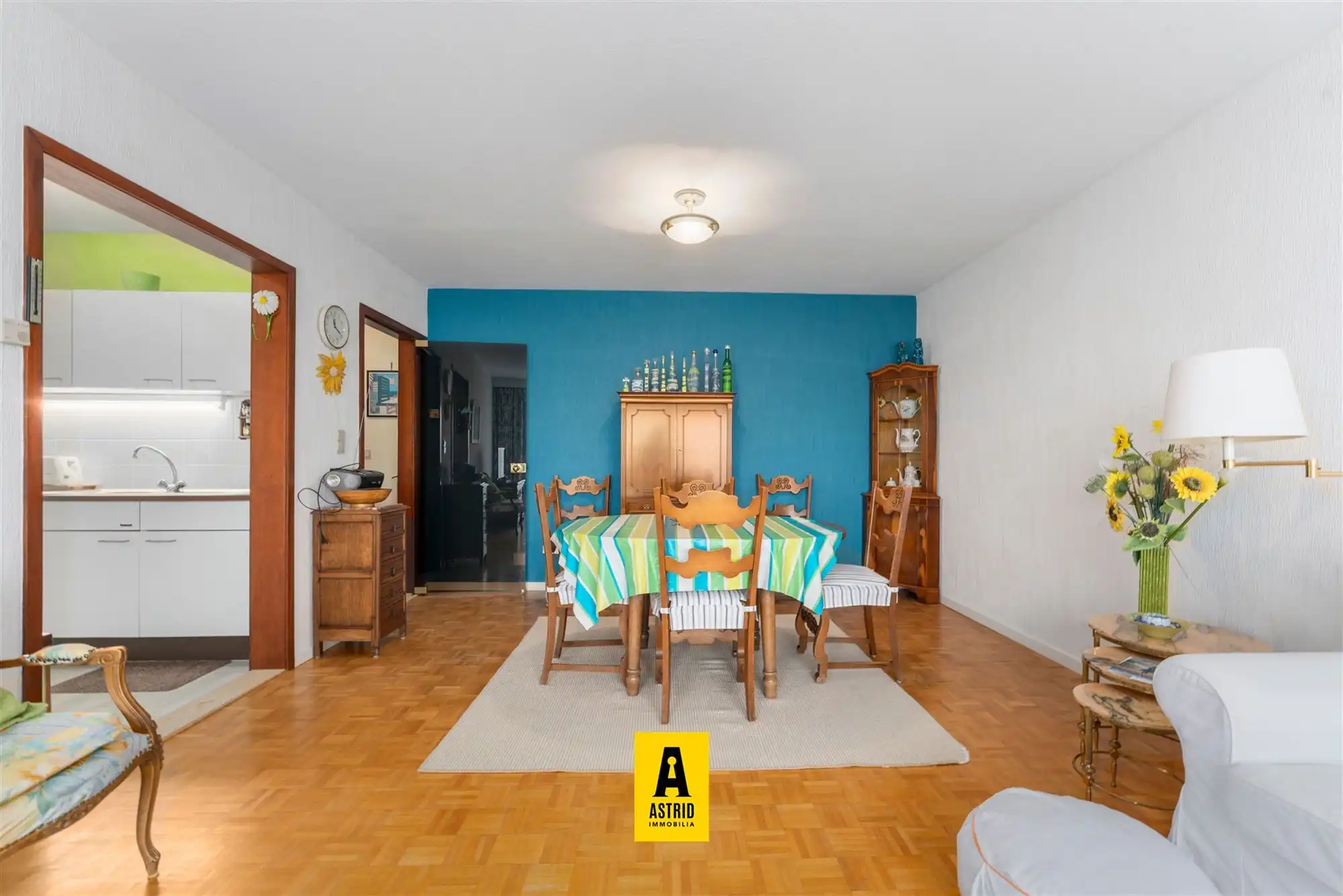 Zonnig appartement met open zicht! foto 8