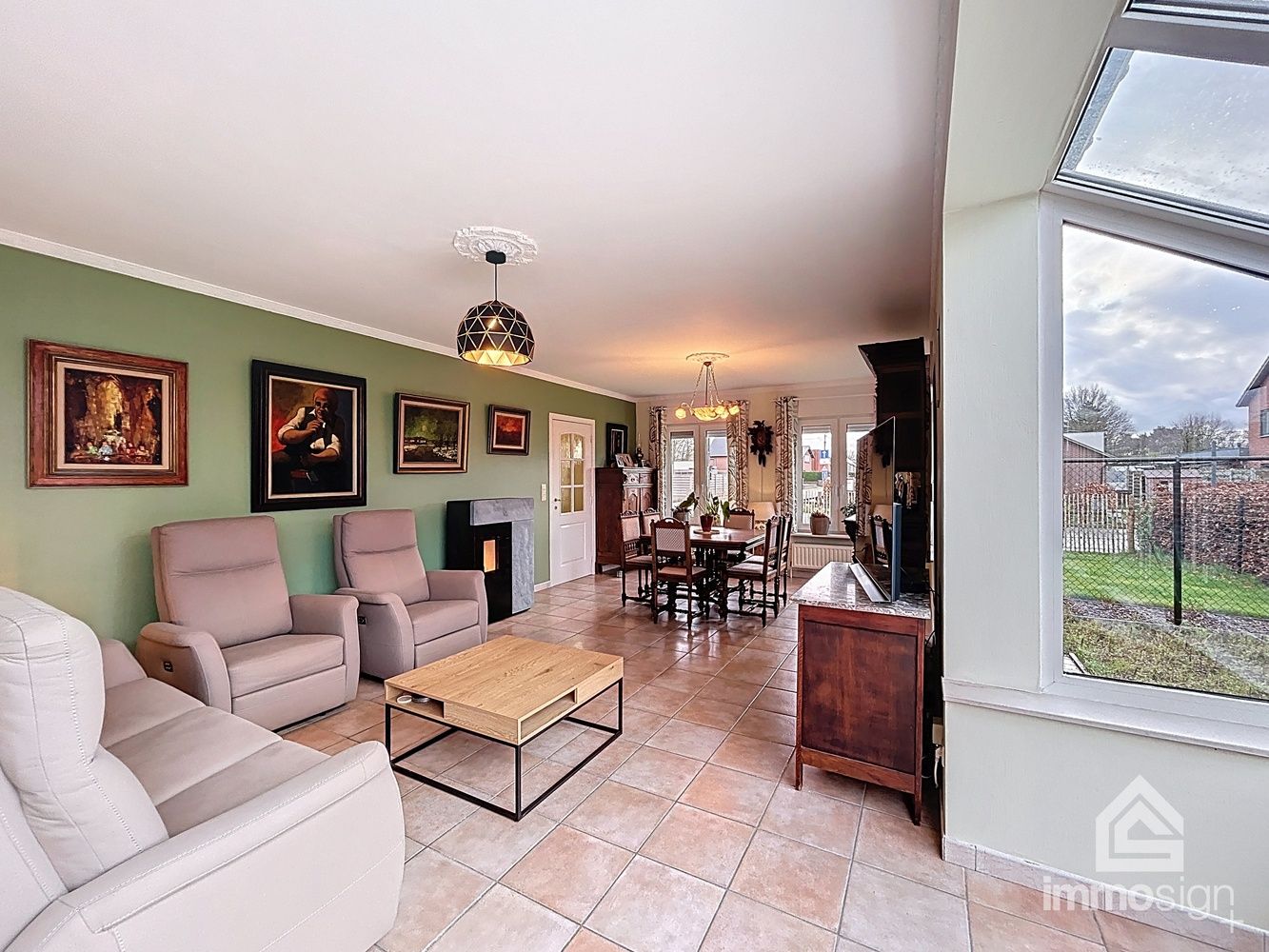 Instapklare laagbouwwoning met 2 (mgl. 3) slaapkamers en dubbele garage op een perceel van 718 m² foto 7