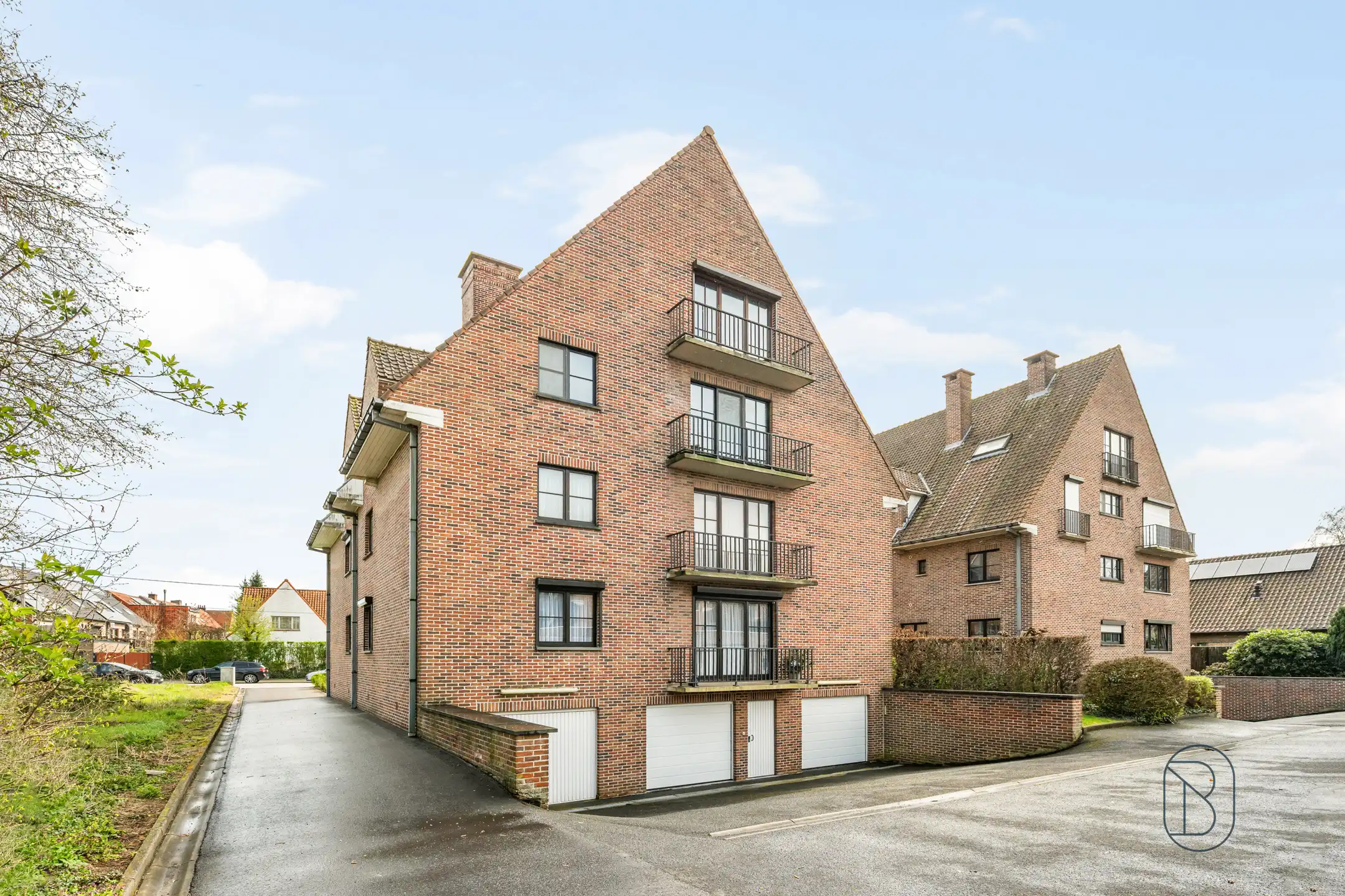 Instapklaar 2-slaapkamerappartement met garage in Harelbeke foto 19