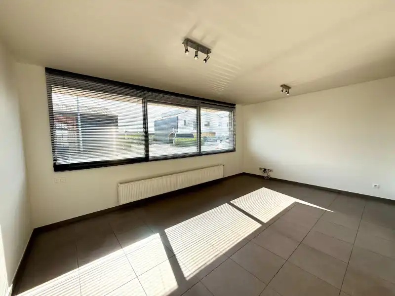 Instapklaar appartement met 1 slaapkamer op de gelijkvloerse verdieping foto 2