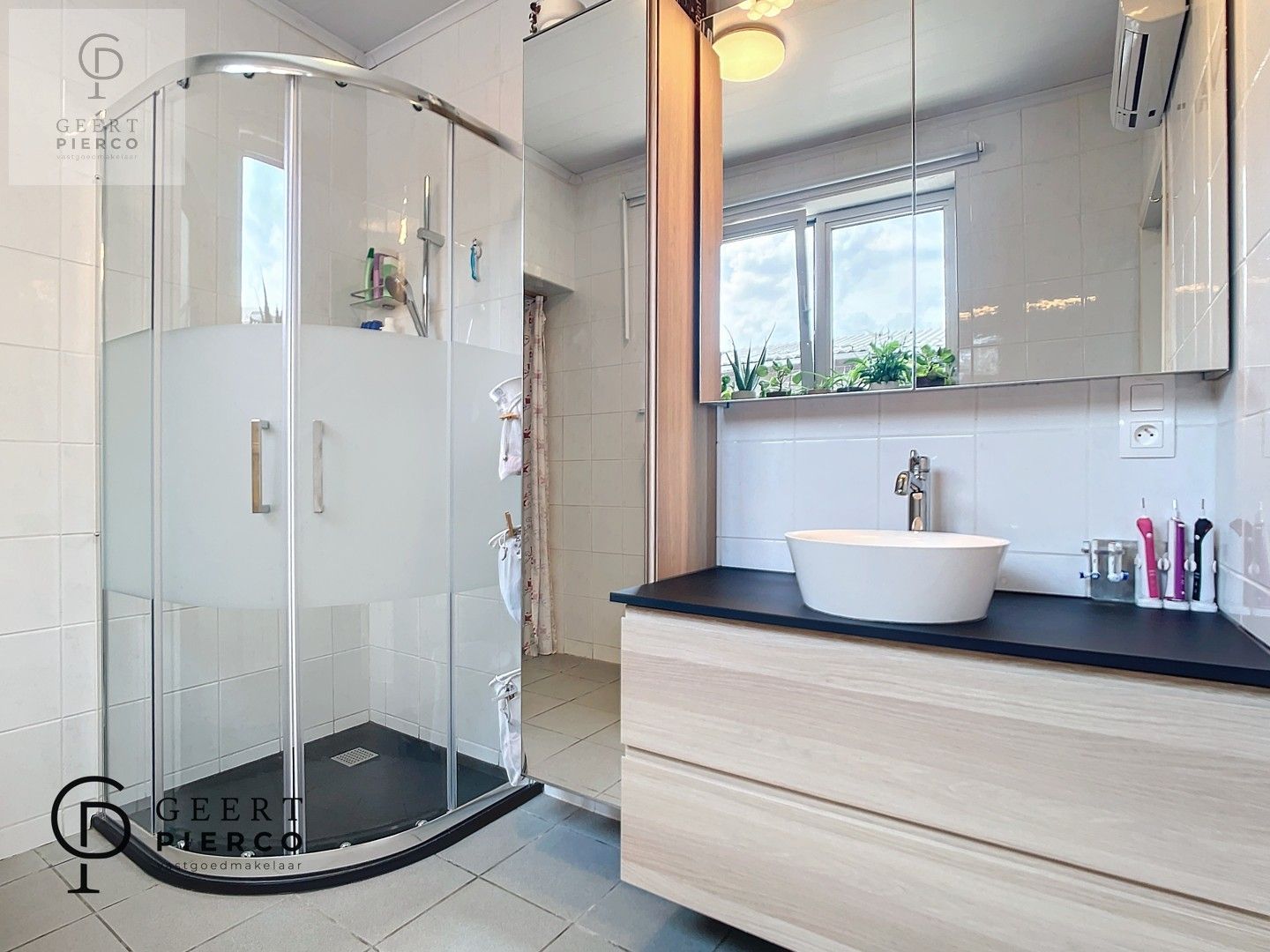 Gezellige gezinswoning zonder renovatieverplichting foto 4