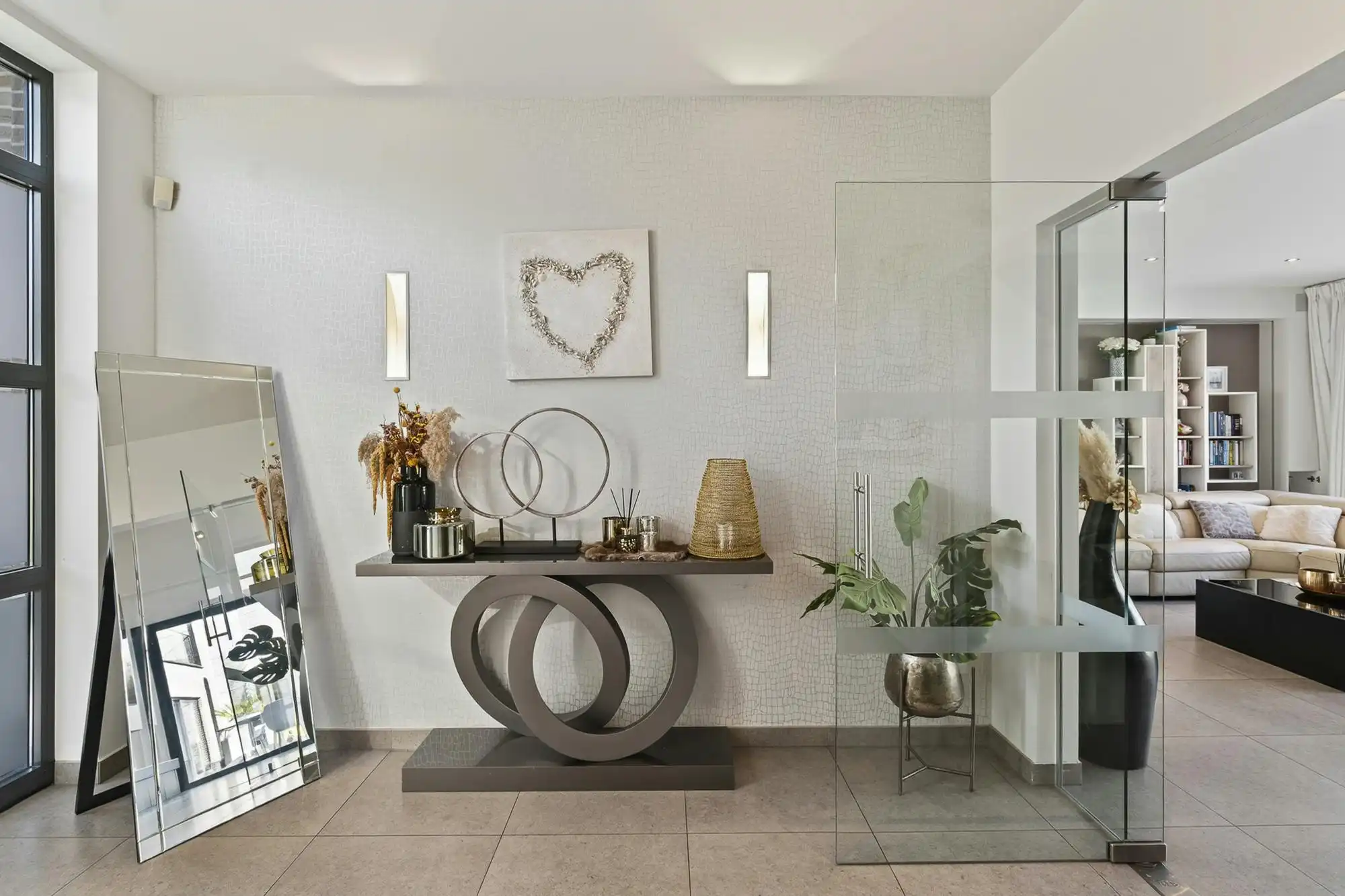 Luxe villa met exclusieve tuin en 600m2 magazijn in KMO-zone foto 54