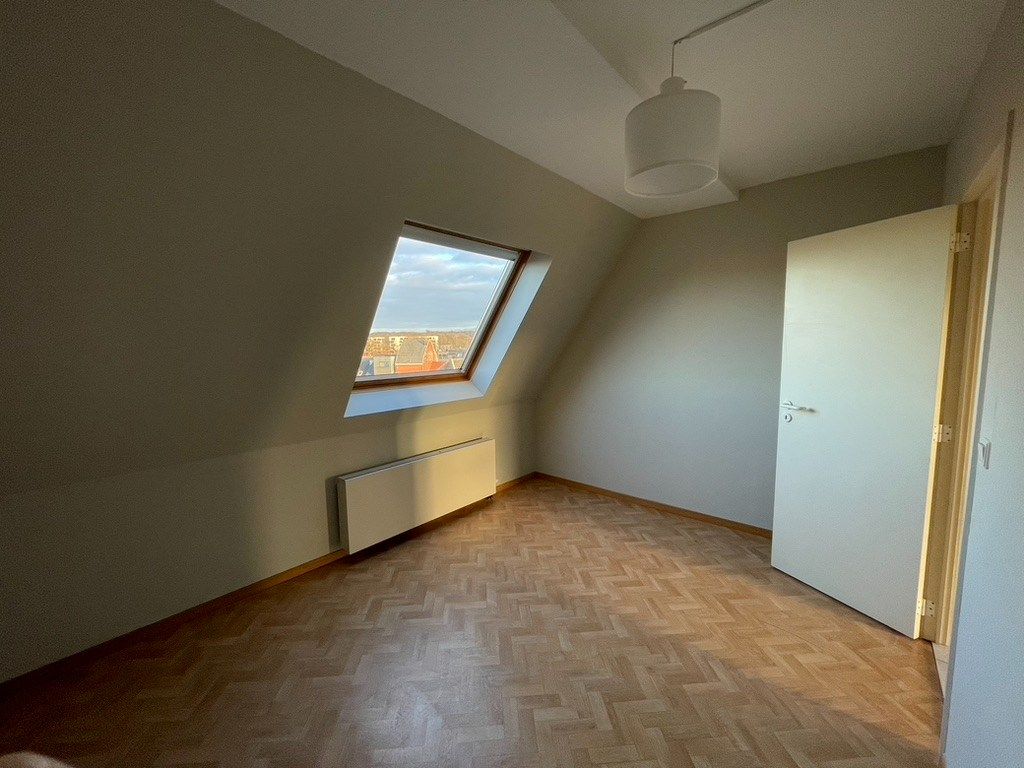 2 slaapkamerappartement in centrum Halle foto 8