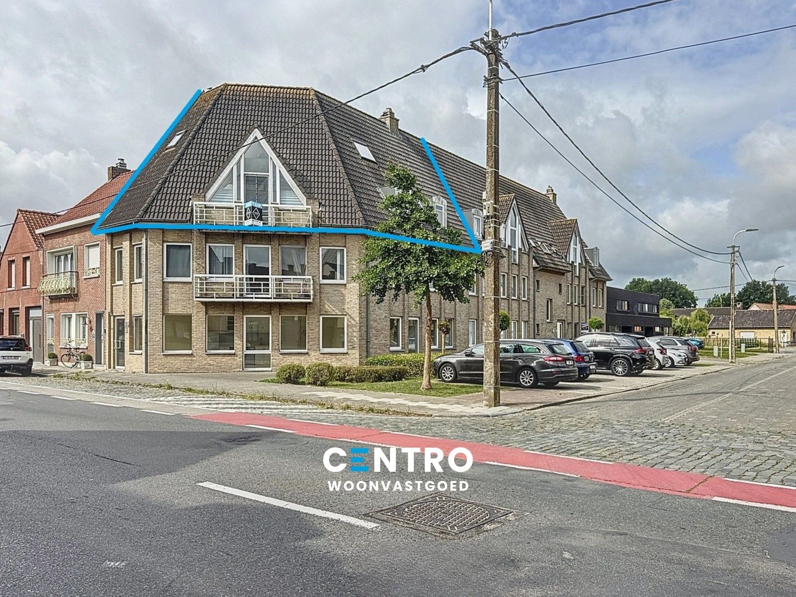 Hoofdfoto van de publicatie: Ruim appartement met 3 slpks én garagebox te Maldegem!