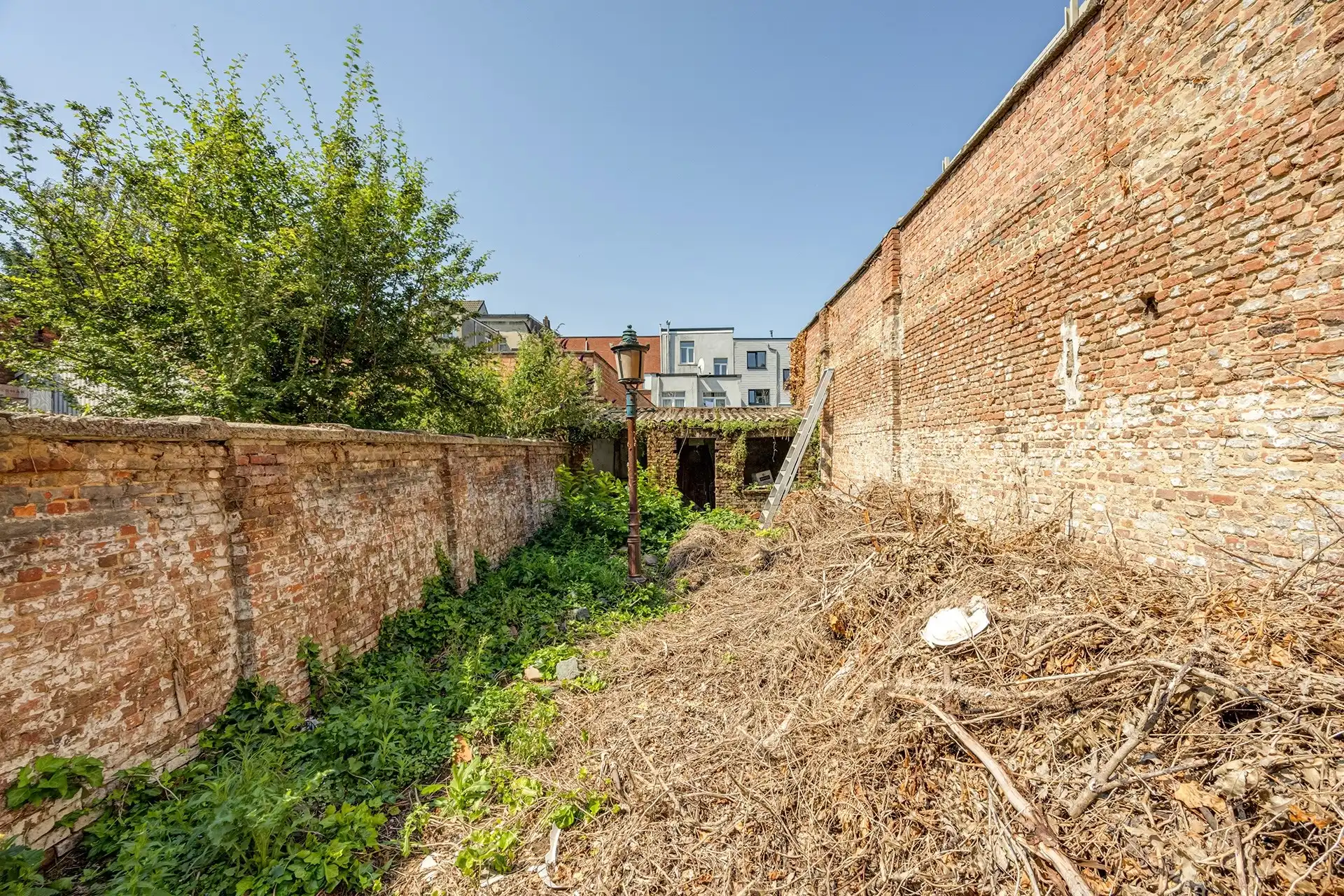 Karaktervol herenhuis met tuin in Oud-Berchem foto 12