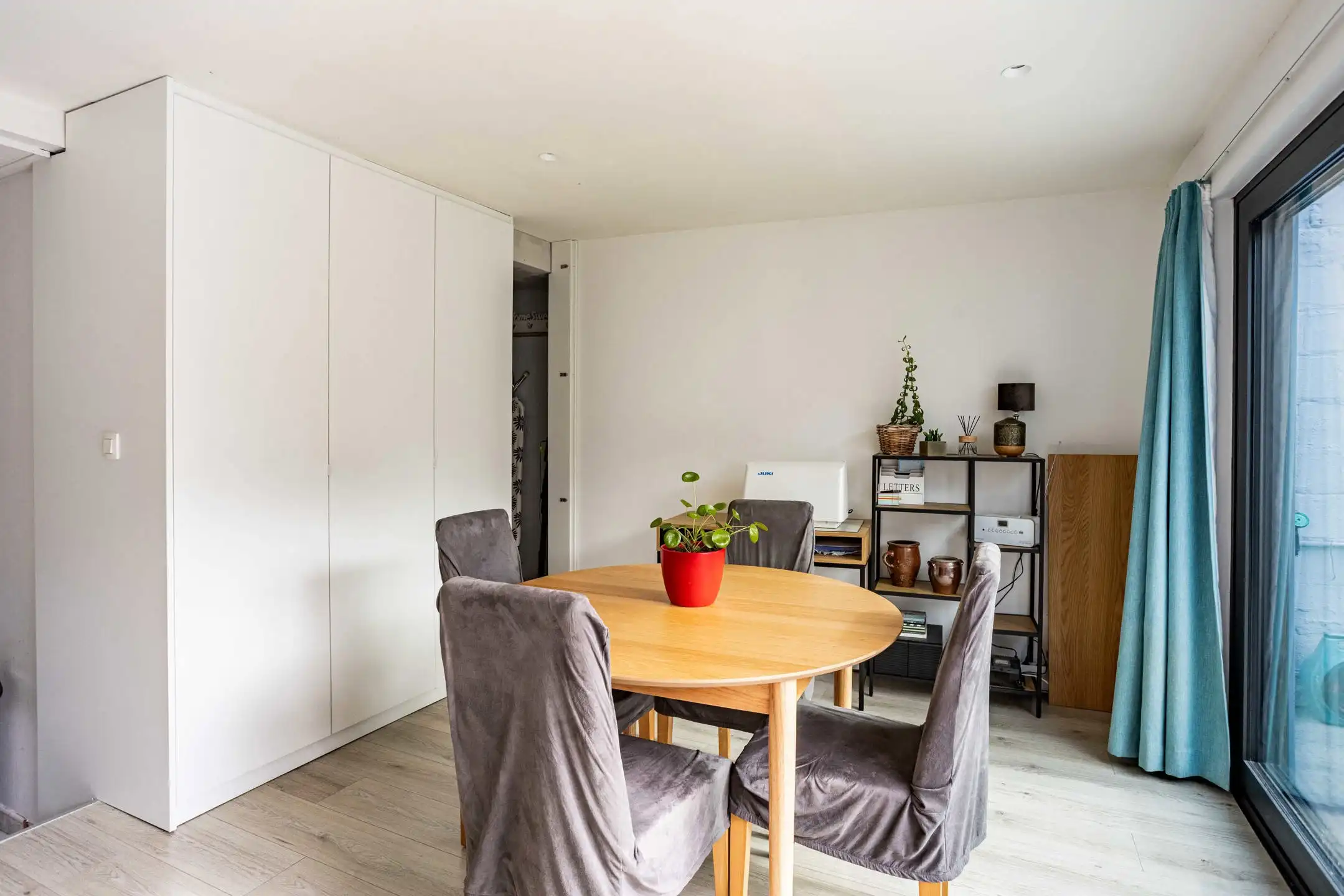 Knusse, instapklare woning met tuin net buiten het centrum! foto 15