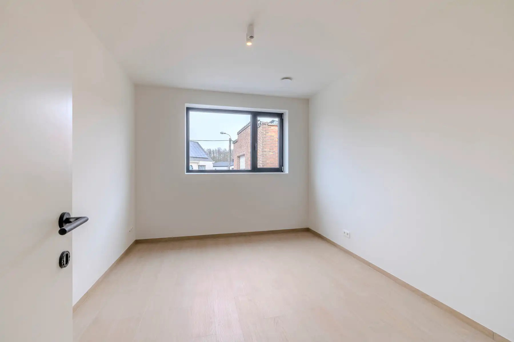 Afgewerkte HOB met 3 slpk, 2 bdk, garage, e-peil <10 en tuin foto 22