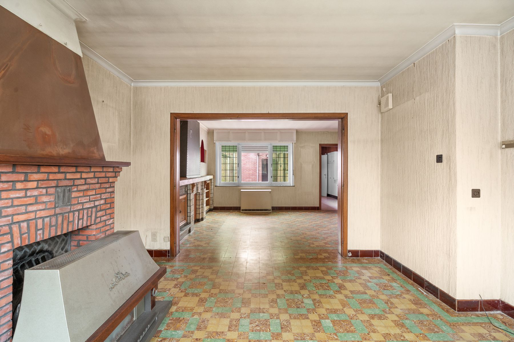Te renoveren 3 slpk. woning met garage en uitweg foto 5