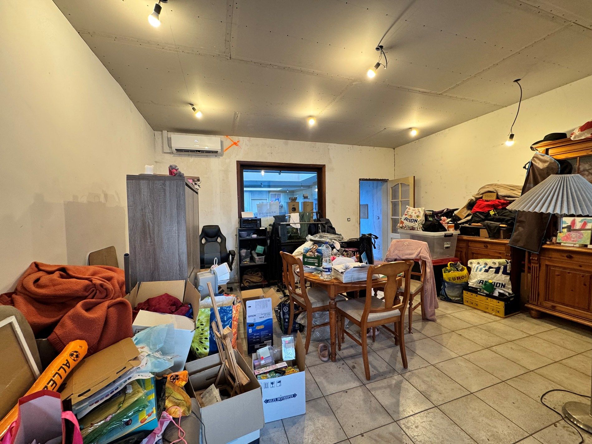 Woning met 4 slaapkamers en parkeerplaatsen te Gistel foto 4