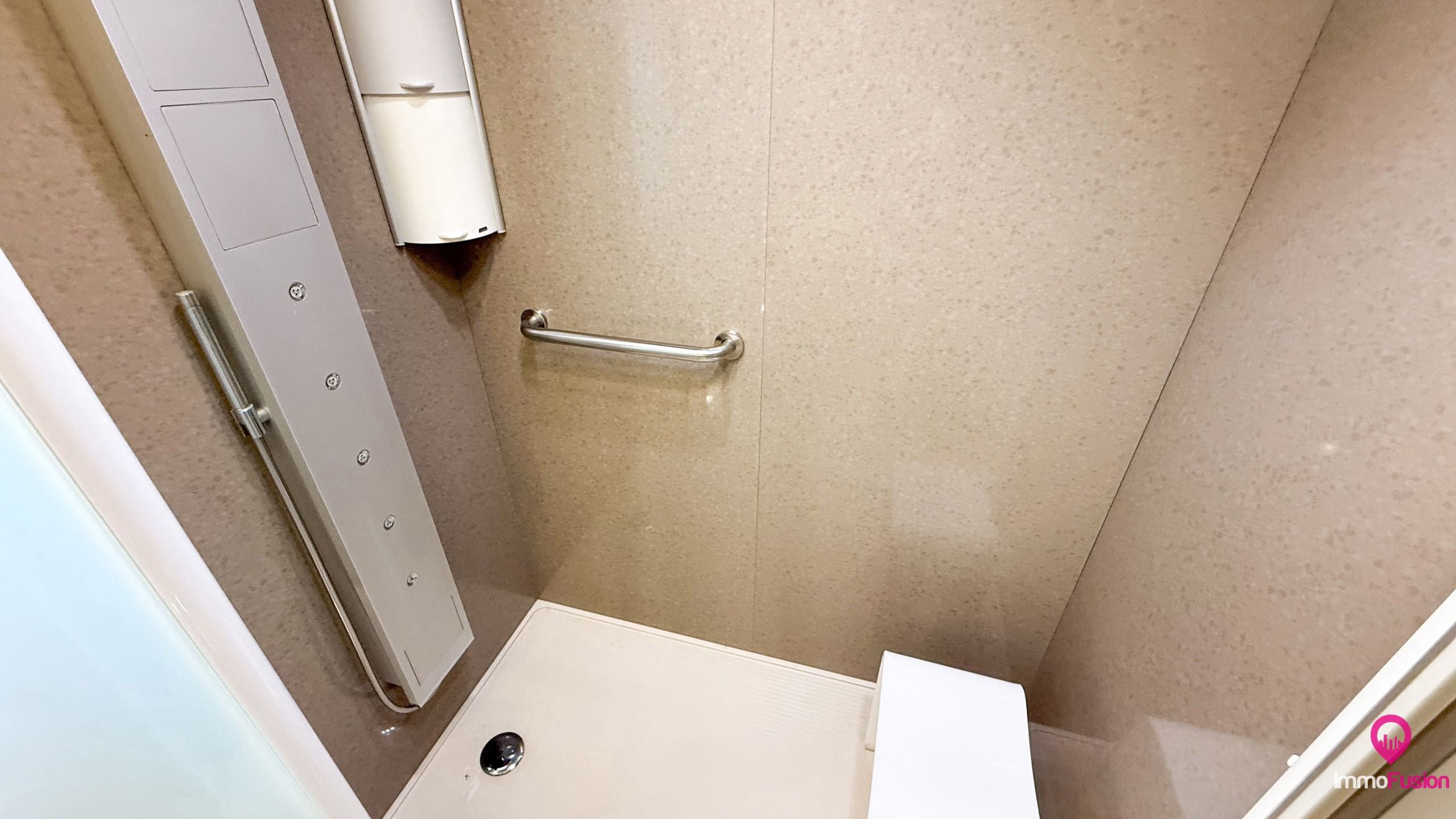 Prachtige villa met 4 slaapkamers te koop in Houthalen! foto 17