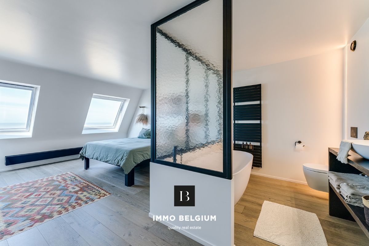 Ruim (172m²) dakappartement op de zeedijk met luxe afwerking foto 14