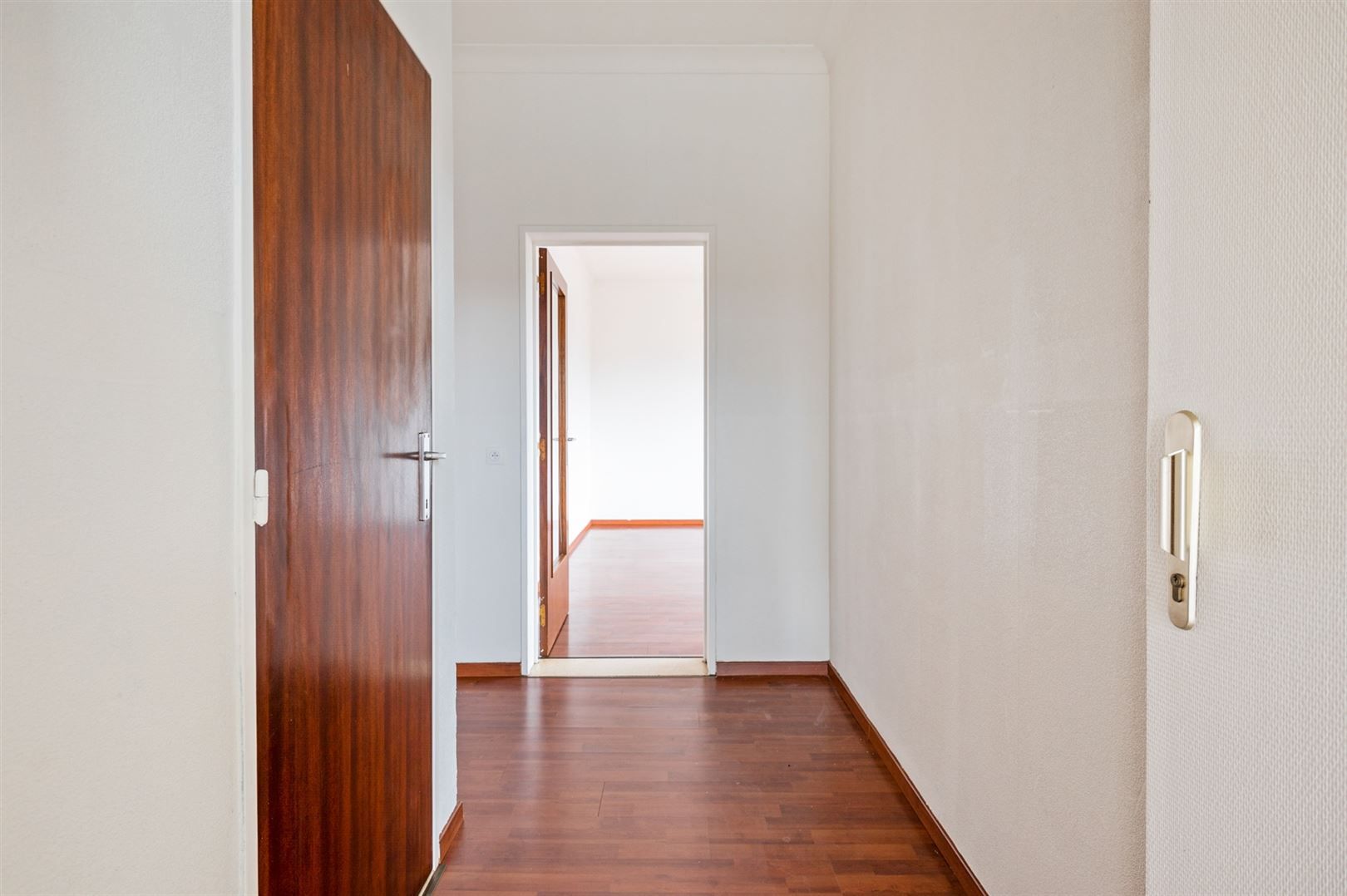 Te renoveren appartement ca. 64m2 met één slaapkamer foto 9