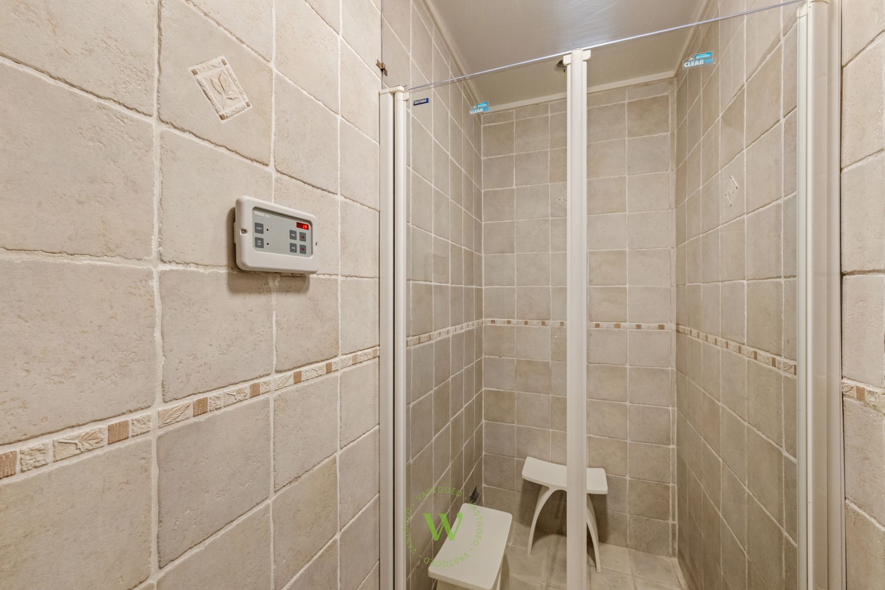 Karaktervolle woning met vergunde B&B in Sint-Michiels foto 34