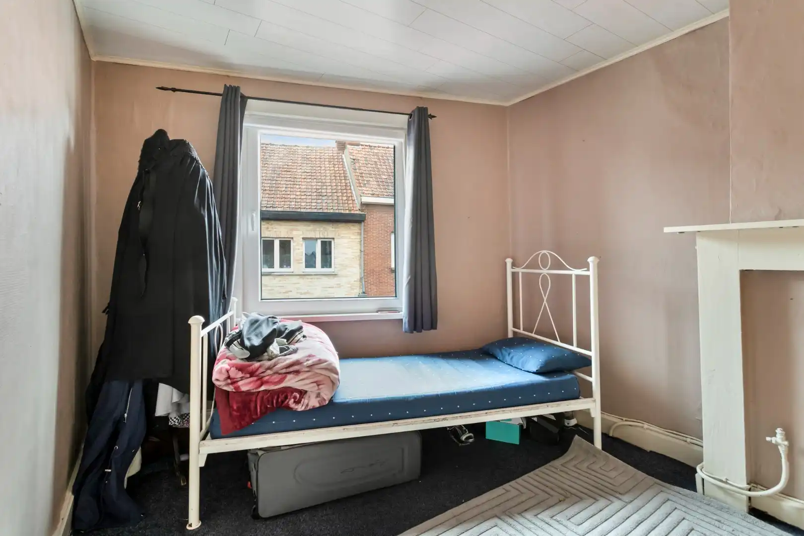 Handelshuis met woonst op centrale locatie, 5 slaapkamers foto 17