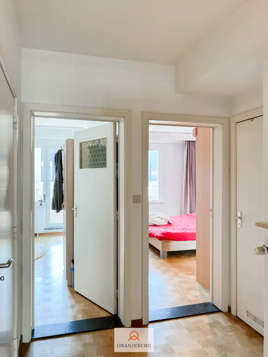 2-slaapkamer appartement vlakbij het Zuidpark! foto 17