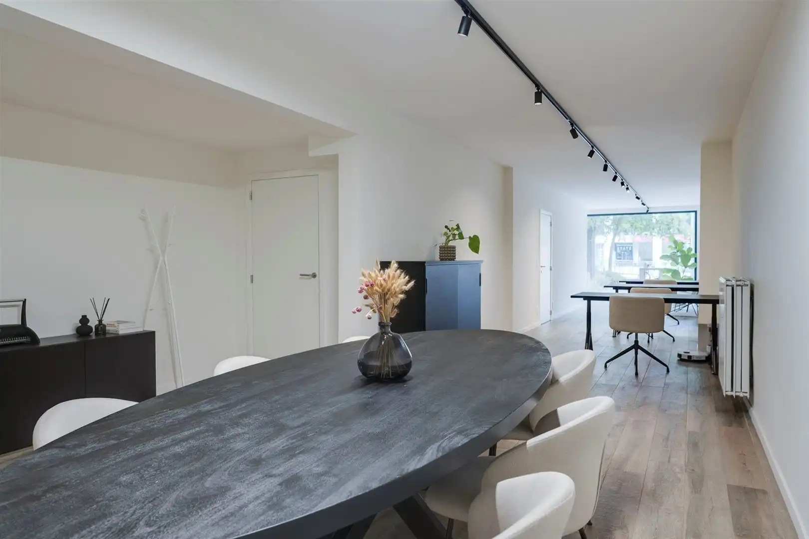 Ruimte voor kantoor/vrije beroepen/dienstverlening op het bruisende Eilandje foto 7