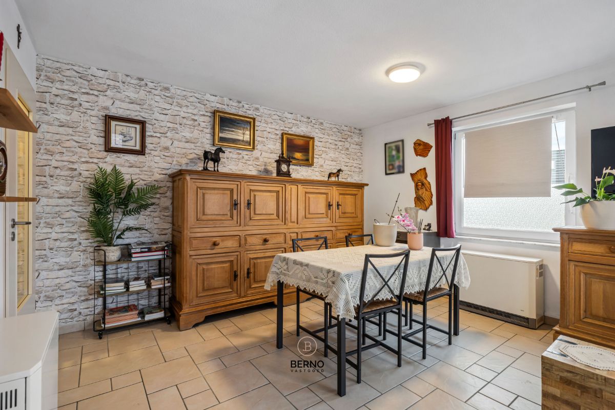 Instapklaar appartement met 2 terrassen foto 3