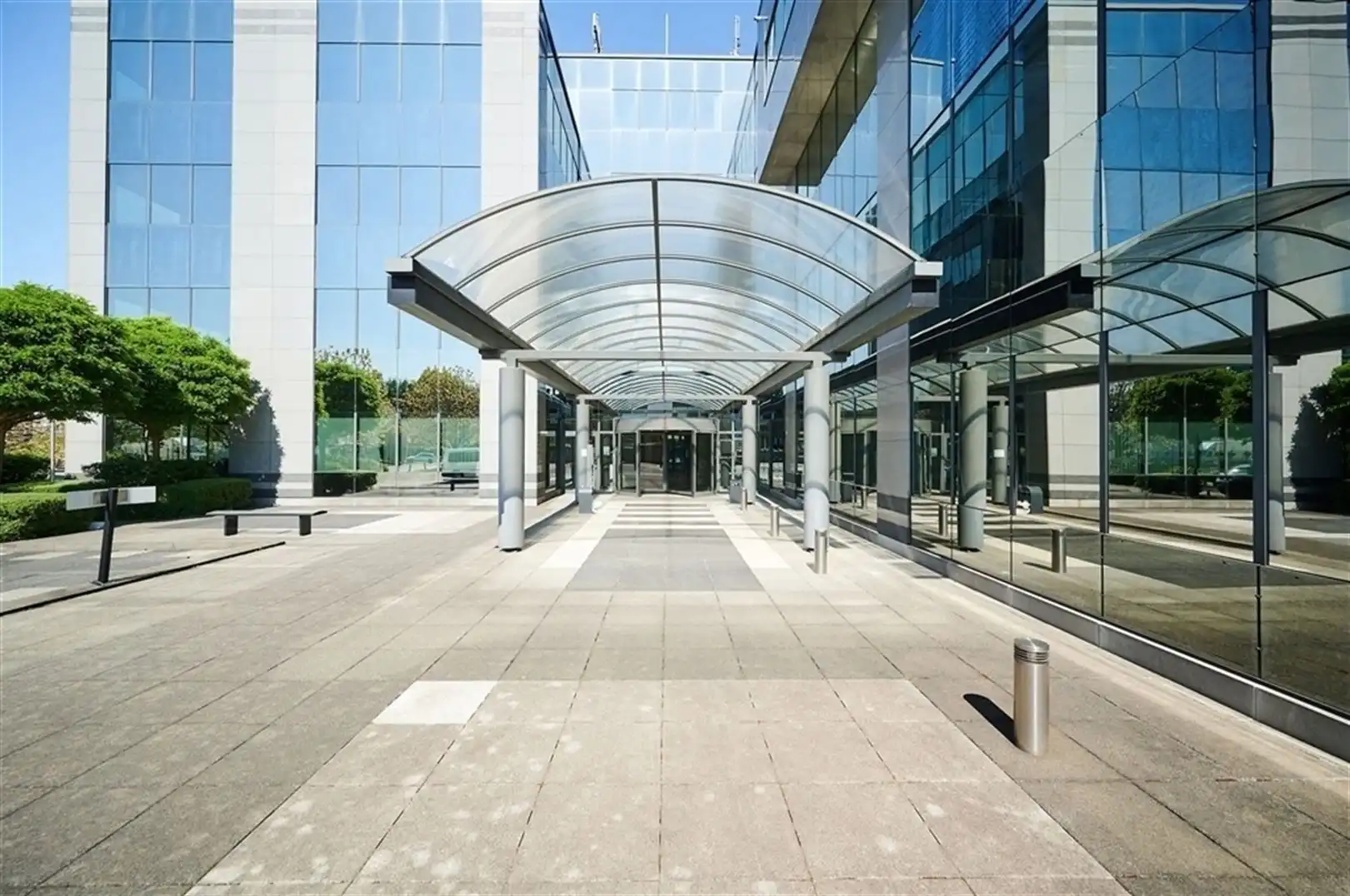 EAGLE HOUSE: kantoren te huur foto 3