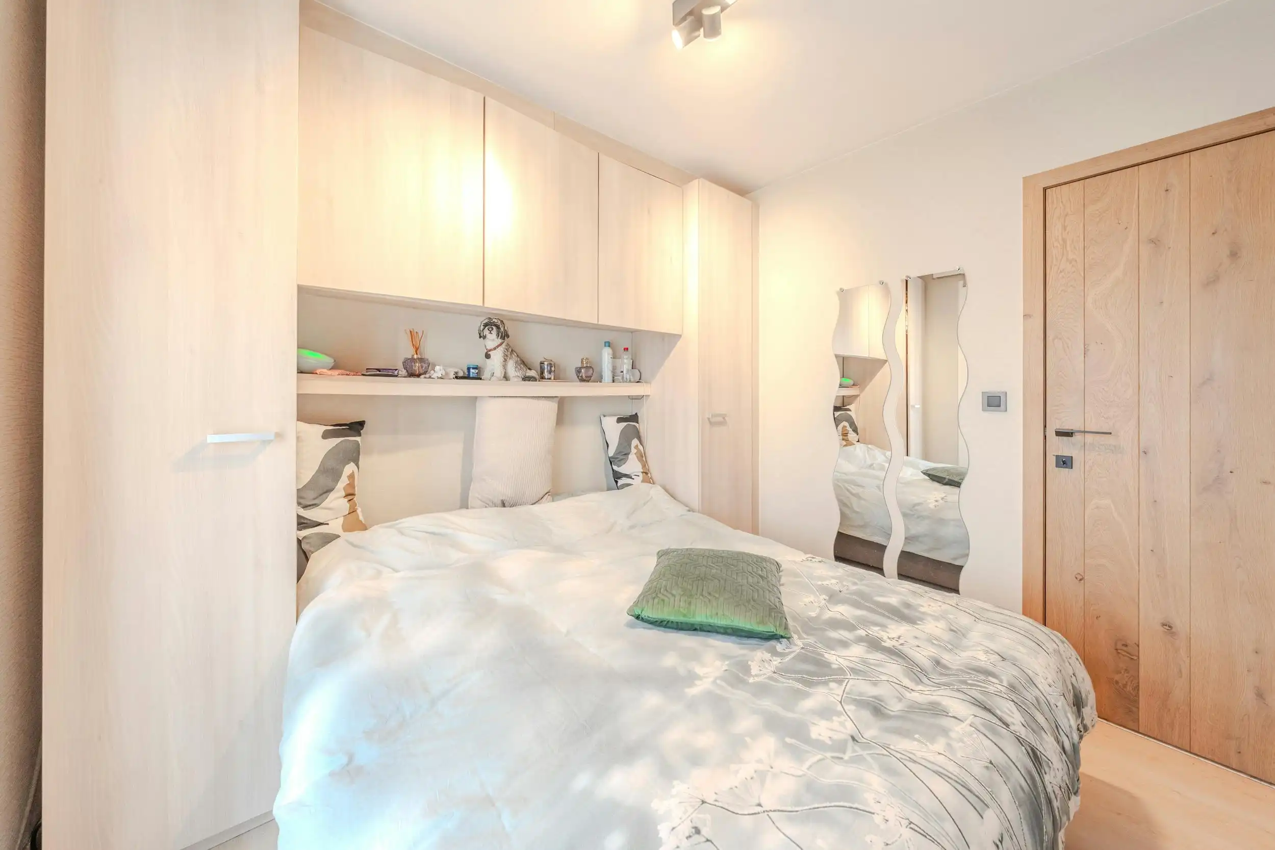 Lichtrijk dak-appartement te koop te Middelkerke! foto 8