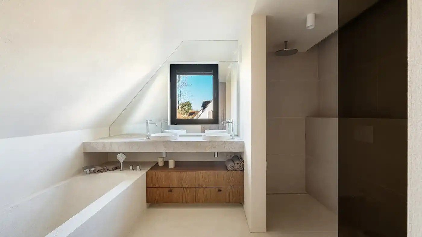 Alleenstaande en luxueus gerenoveerde villa op een rustige en residentiële ligging in Knokke foto 26