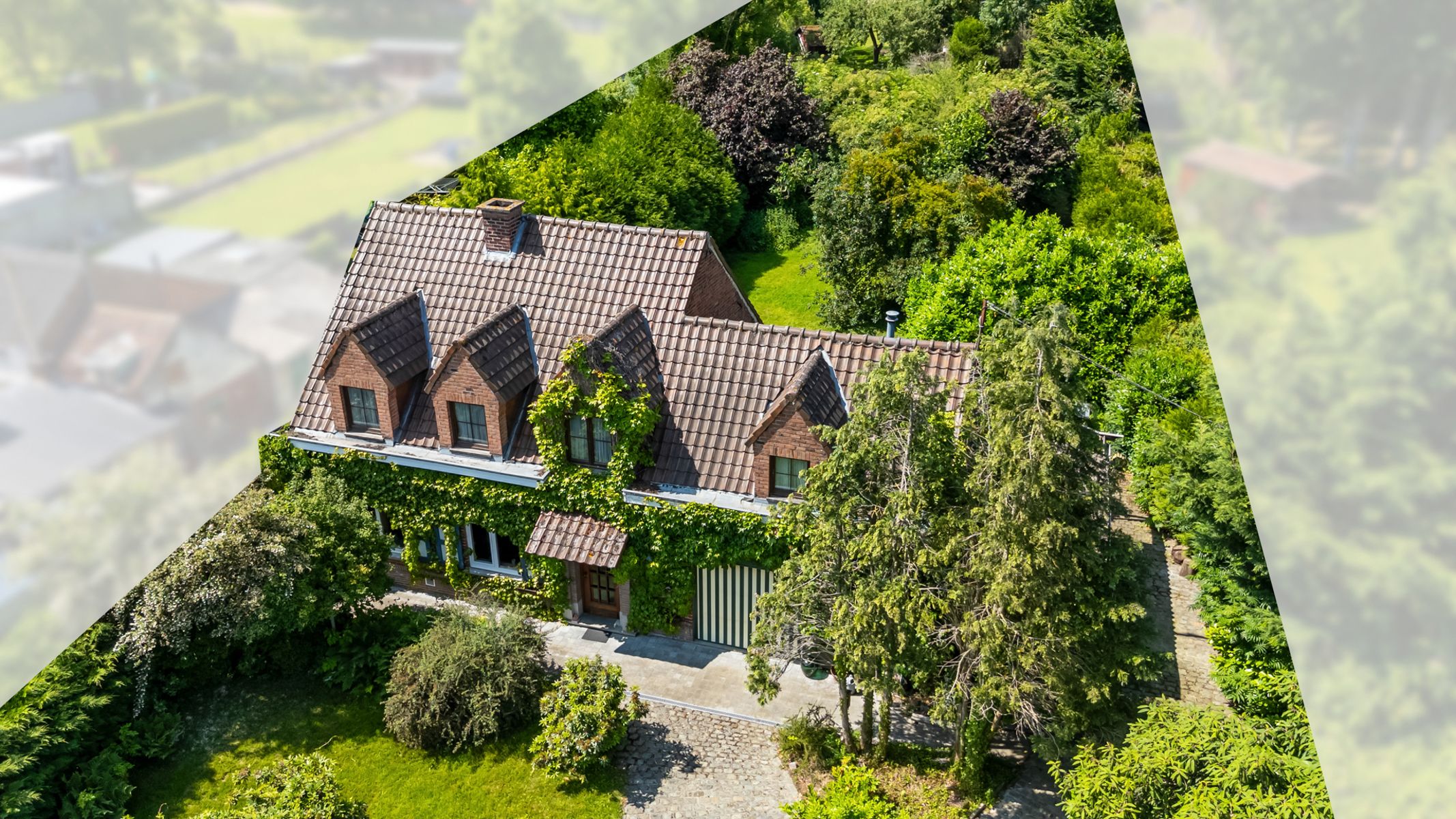 Hoofdfoto van de publicatie: Charmante woning met karakter – ideaal renovatieproject!