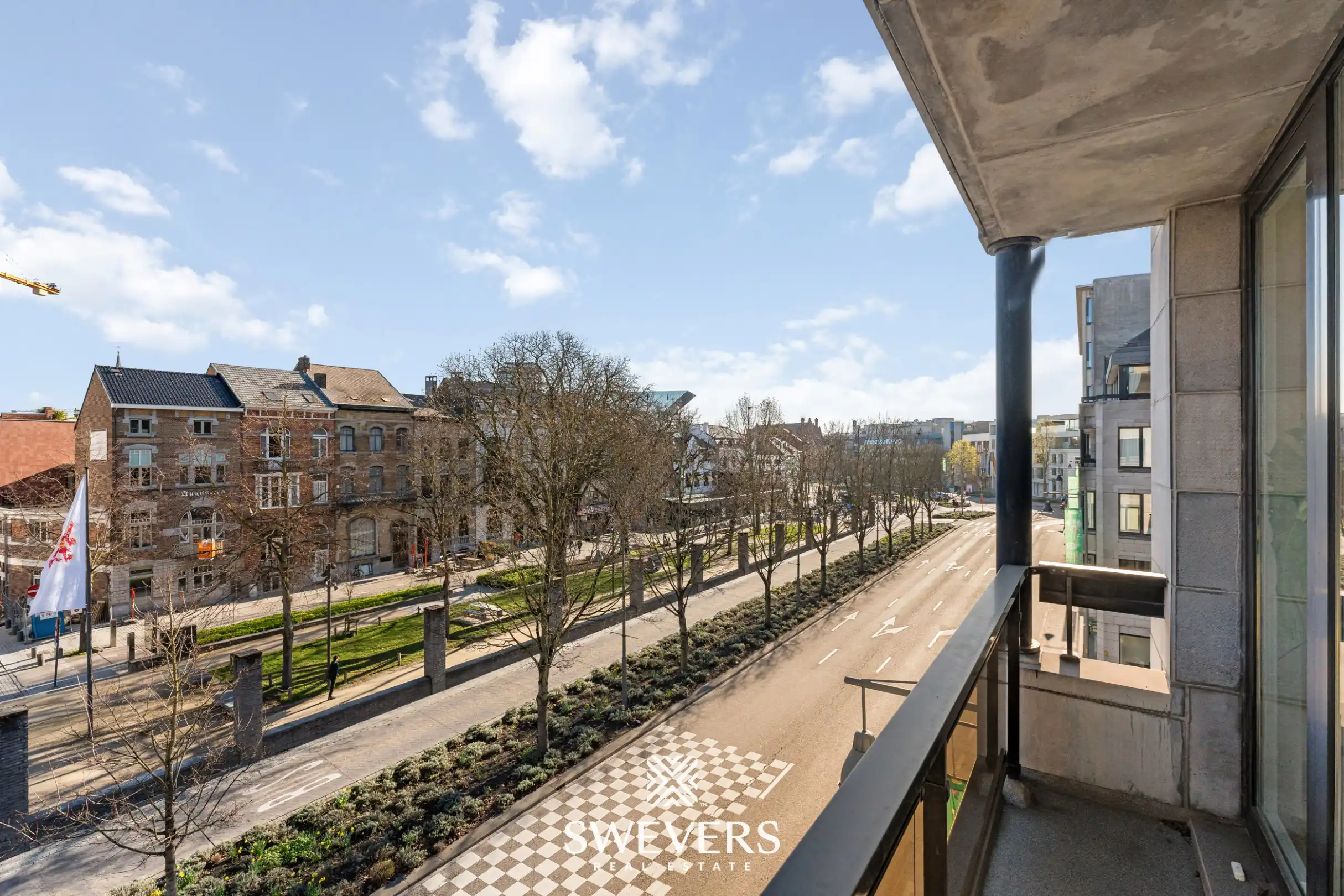 Appartement met 2 slaapkamers en terras op toplocatie aan het Leopoldplein in Hasselt – optionele staanplaatsen beschikbaar foto 9