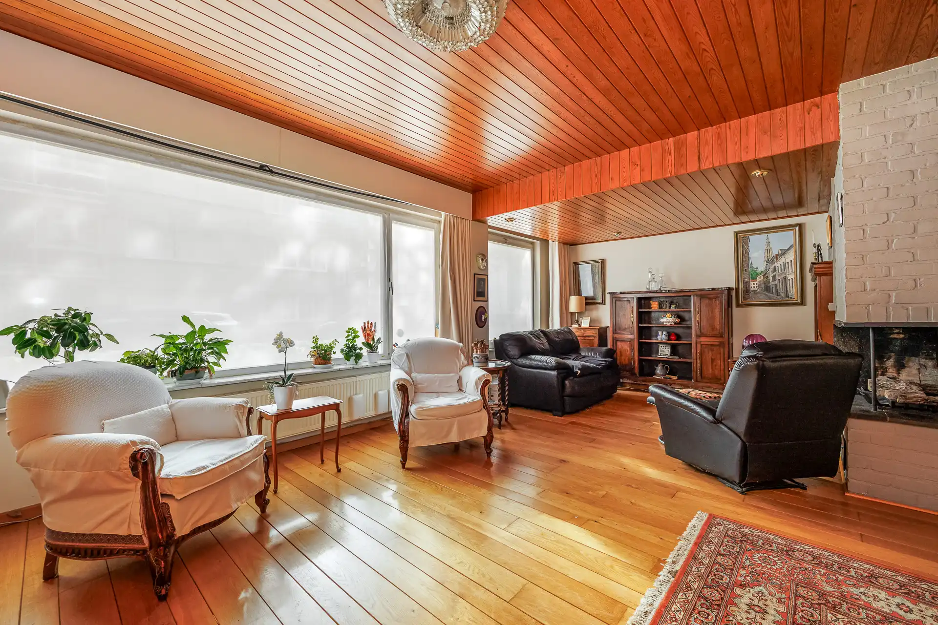 Gelijkvloers appartement met riante tuin, garage met oprit foto 6
