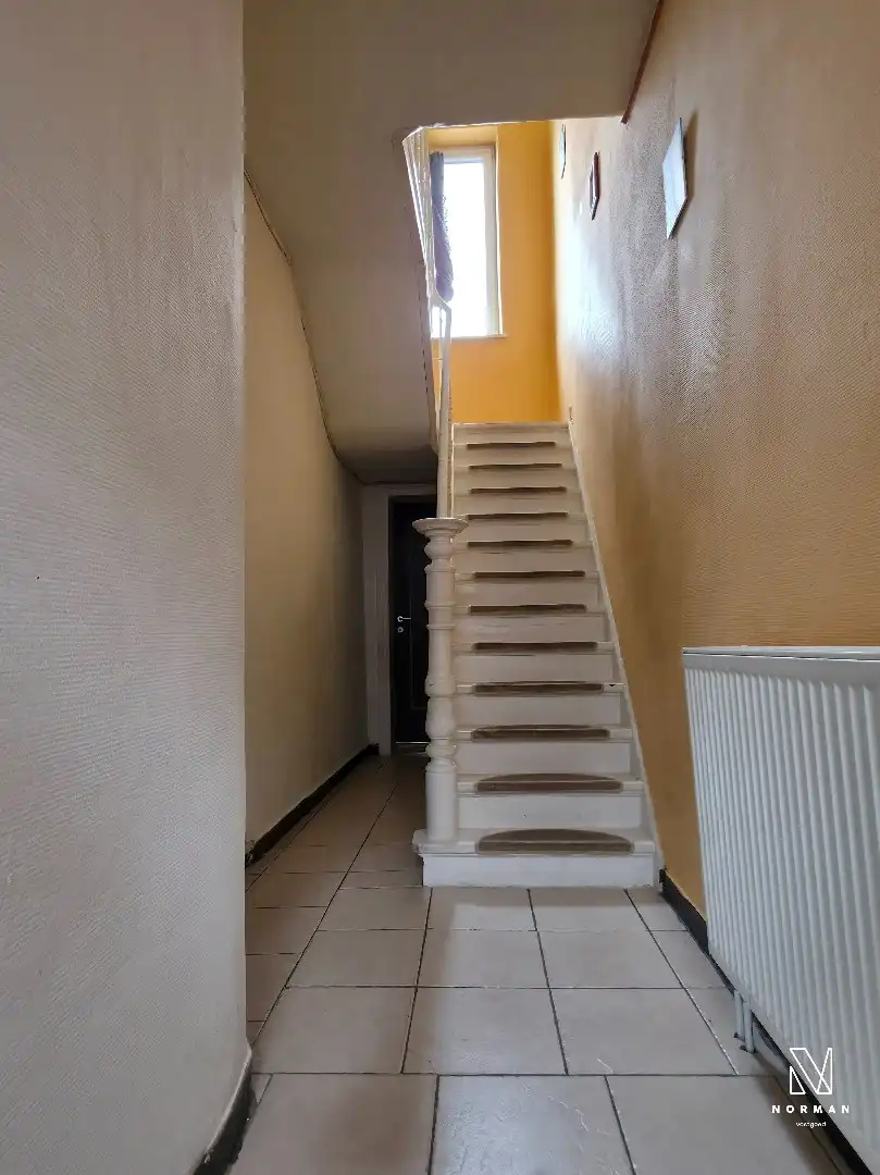 Woning met 4 slaapkamers in de Elfde Julilaan te Kortrijk foto 9