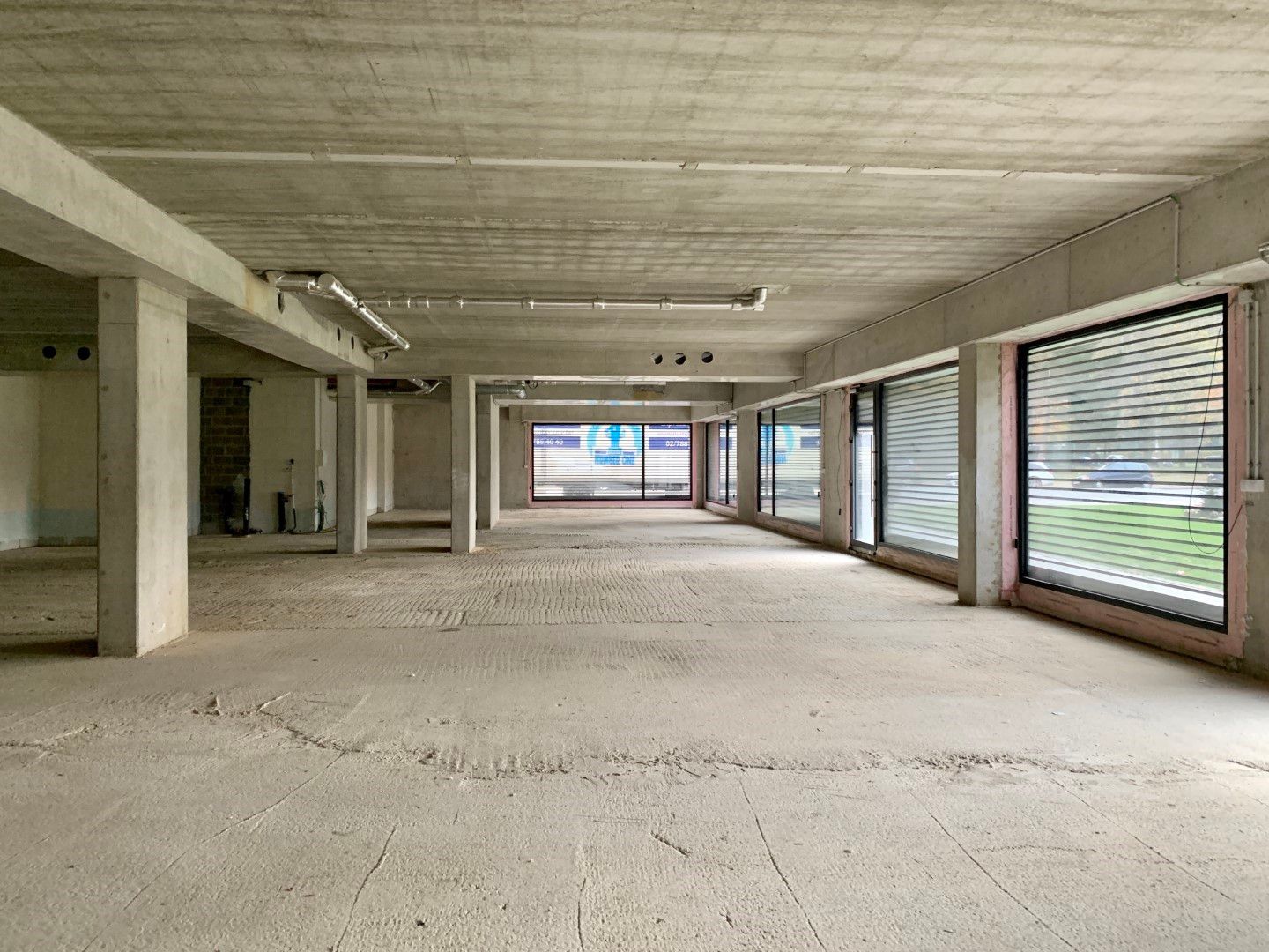 Nieuwbouw commercieel gelijkvloers/kantoor 522 m² foto 6