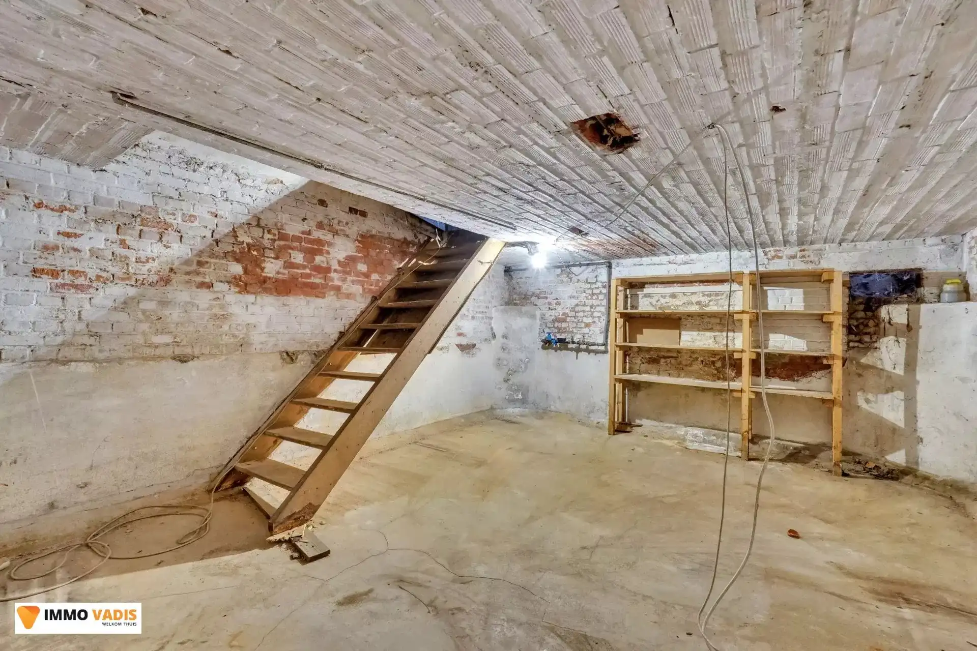 Vrijstaande woning met 4 slaapkamers foto 9