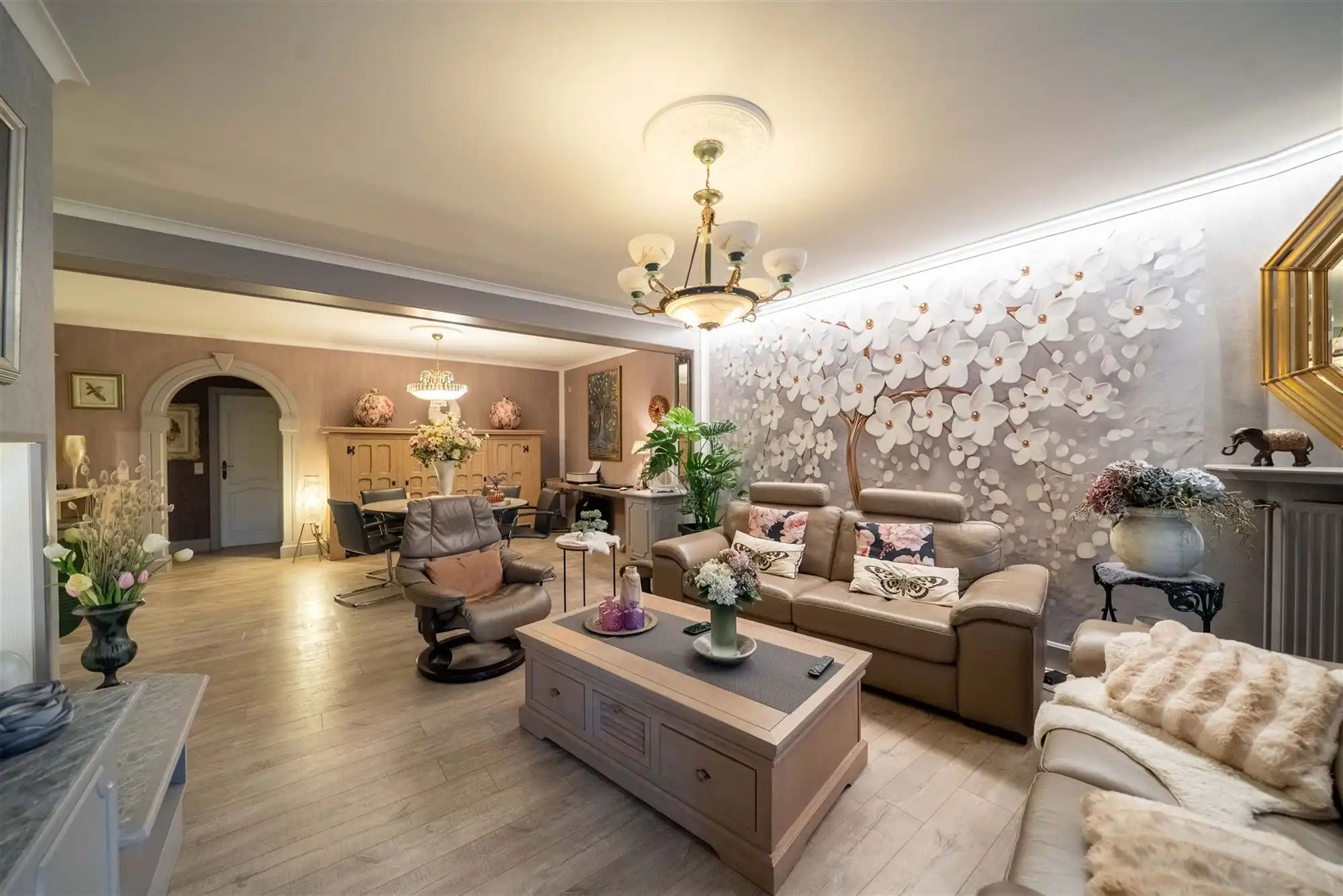 Prachtig handelspand met zaal en ruim appartement te koop! foto 52