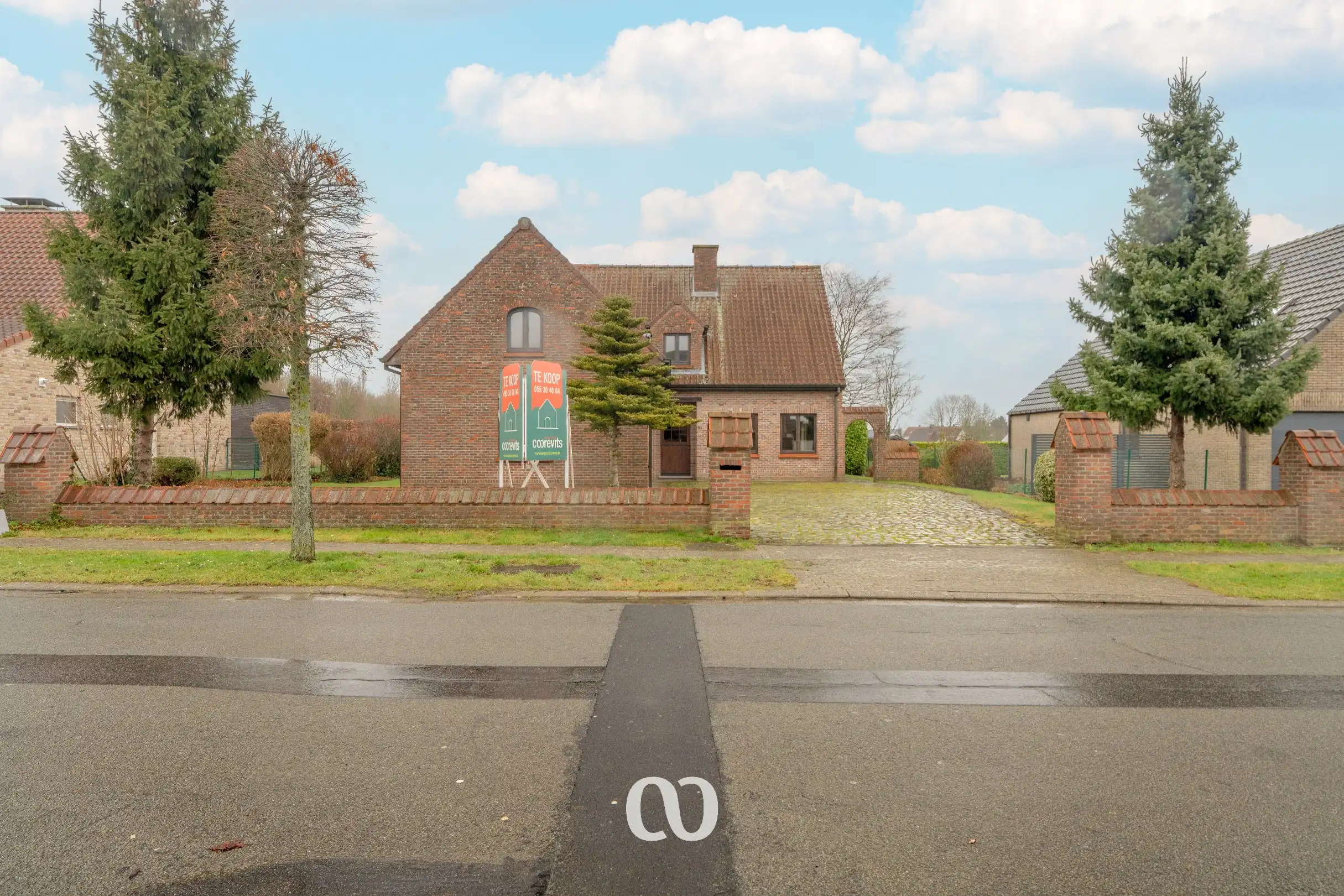 Karaktervolle en ruime woning met 3 slaapkamers en garage nabij het centrum van Oudenaarde foto 1