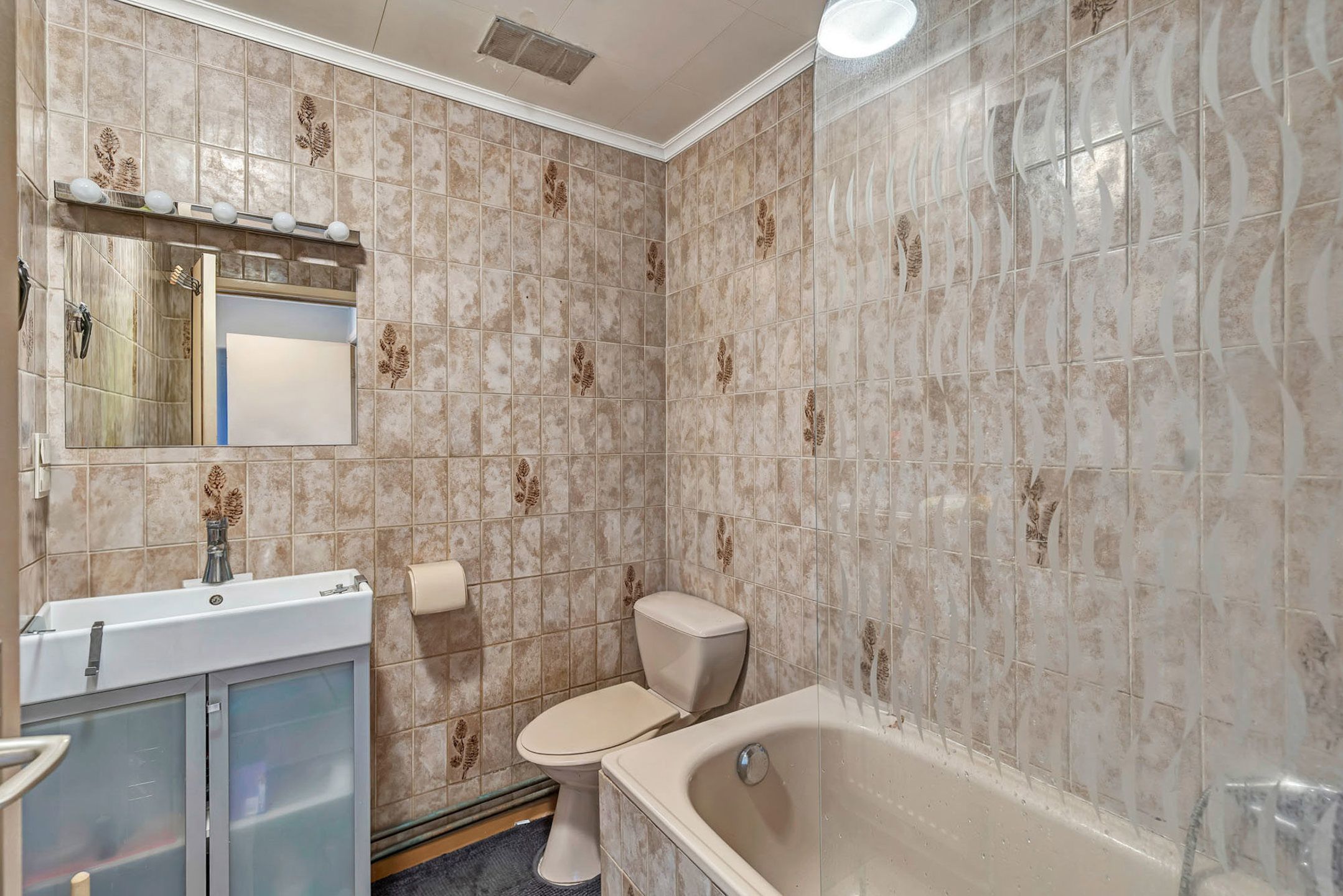 Charmante woning nabij centrum Deinze foto 7