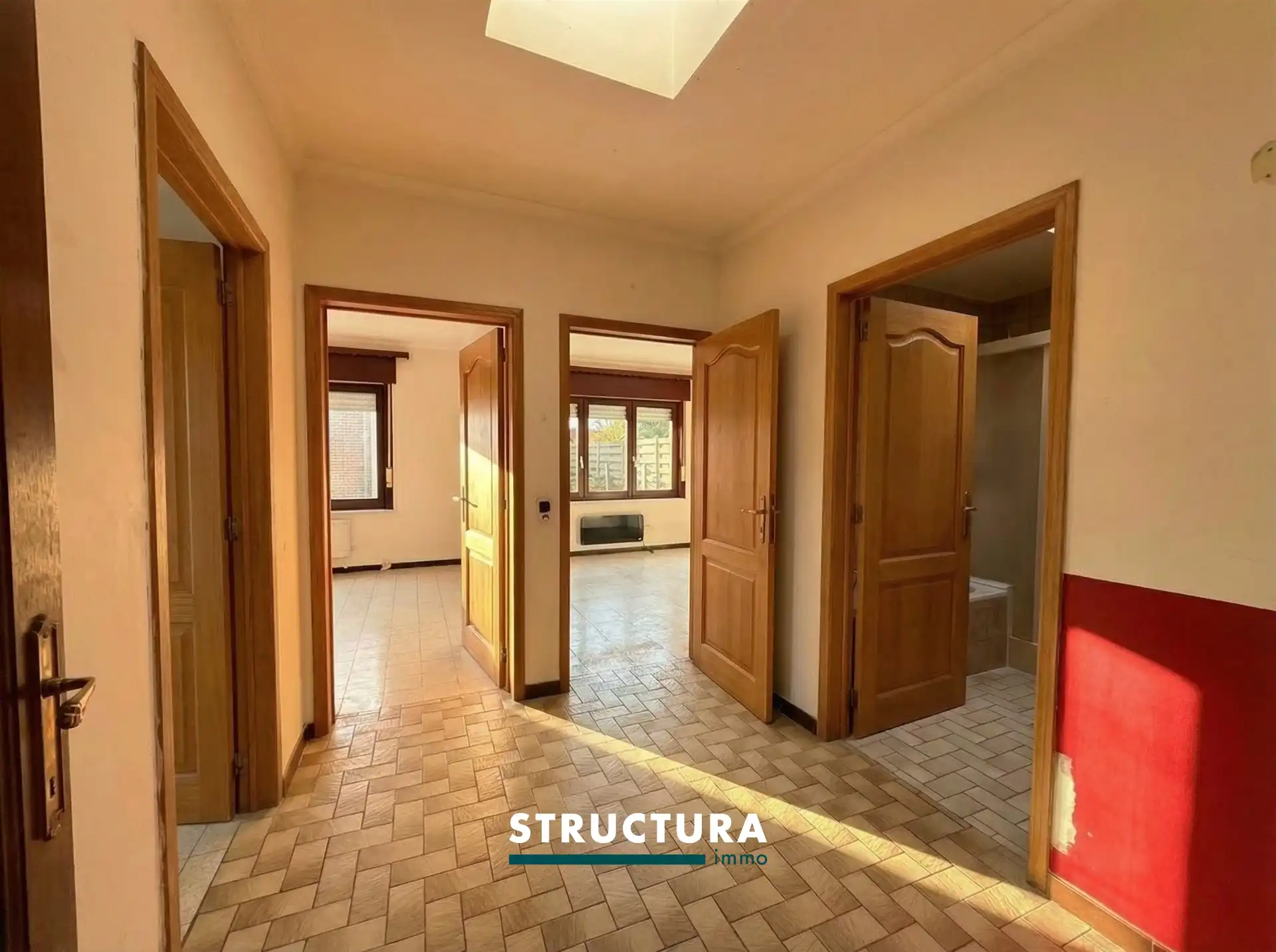 Woning met garage en ruime zolder foto 8